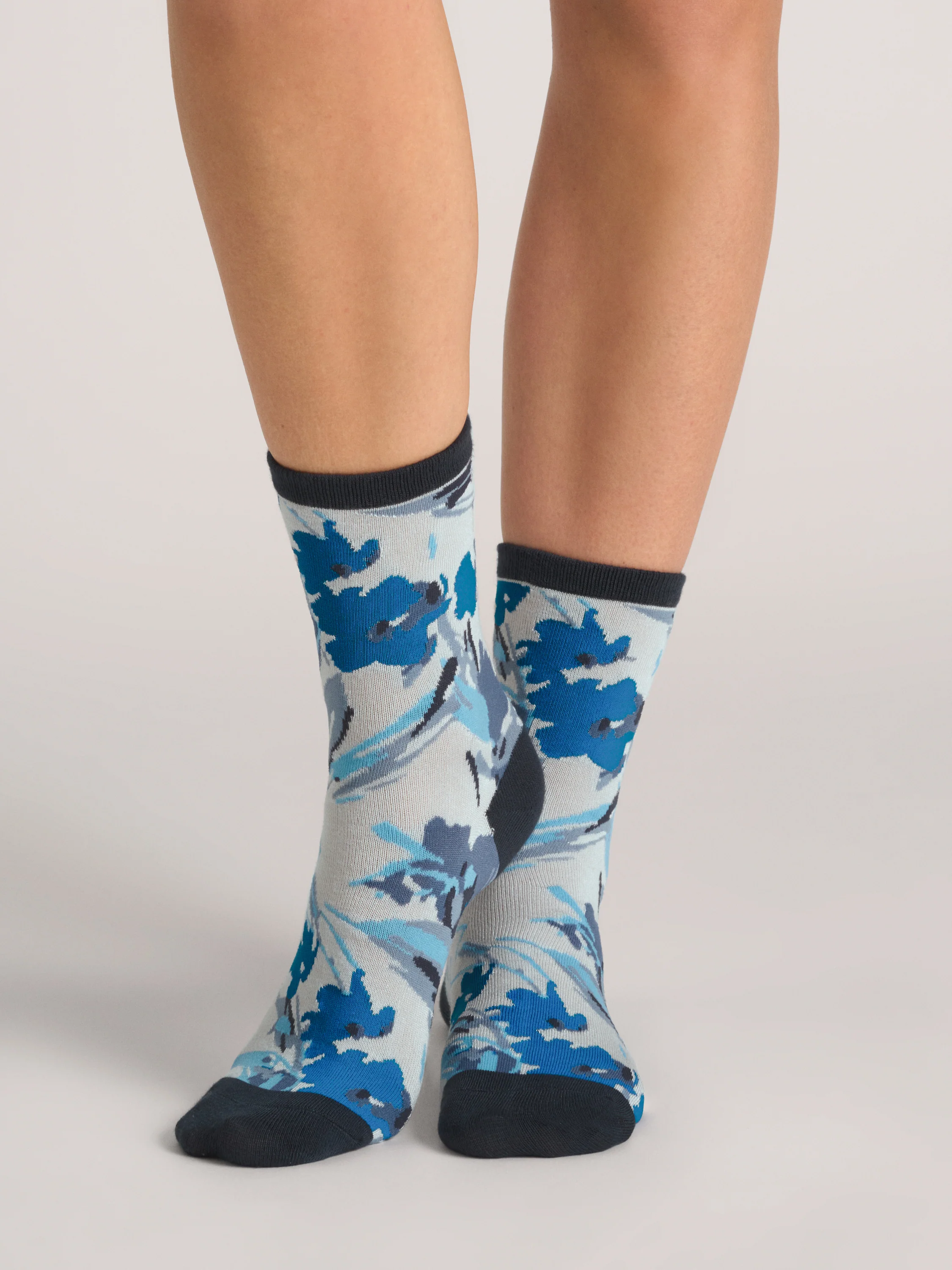DRESS CREW FLORAL | BLUE - Image 4