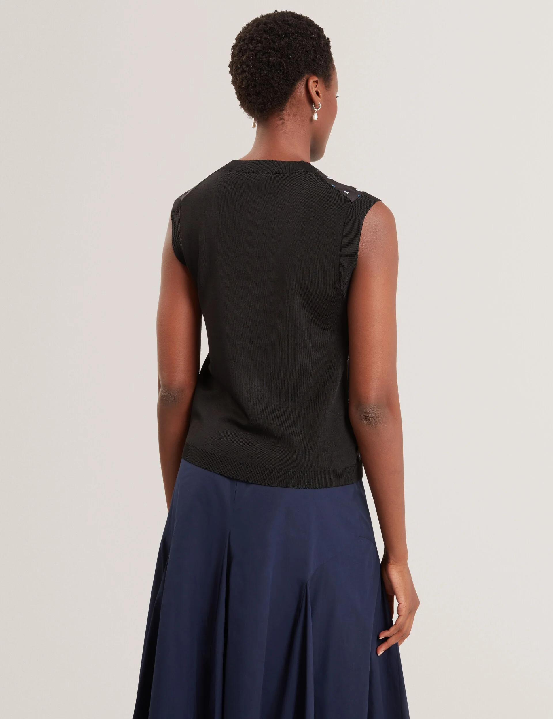 AILII | BLACK - Image 5
