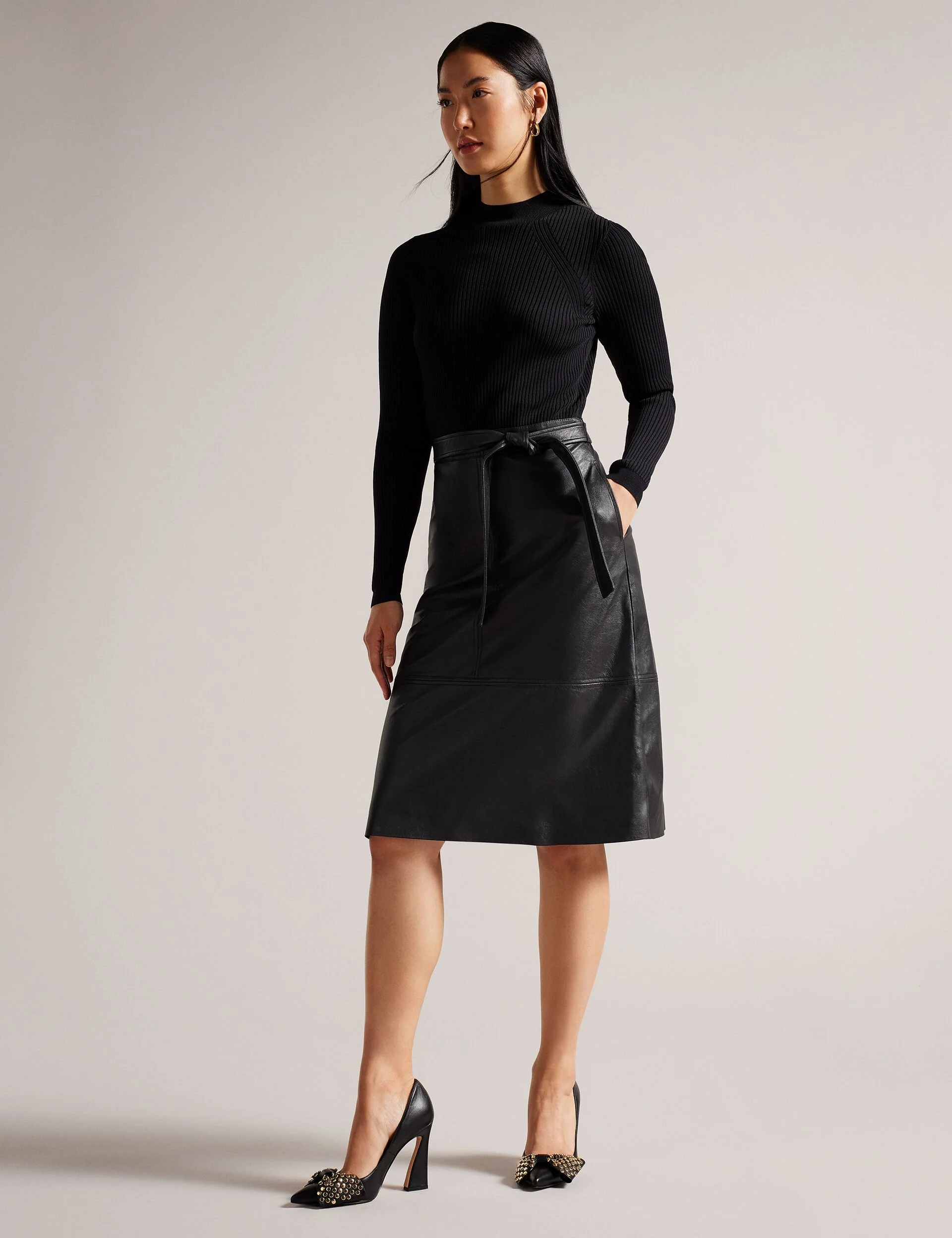 ALLTAA | BLACK