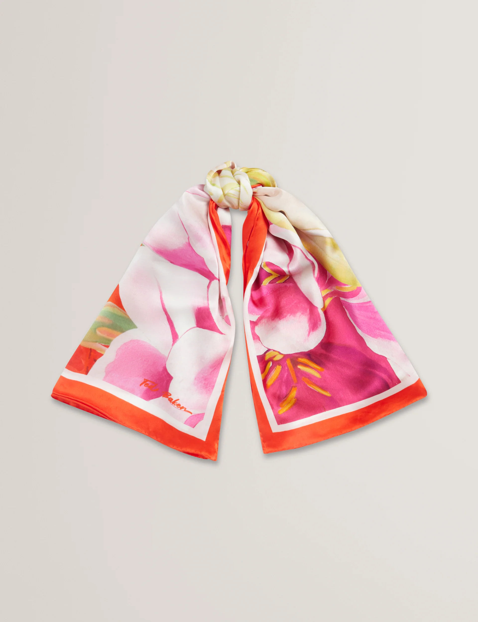 AMADIA | RED