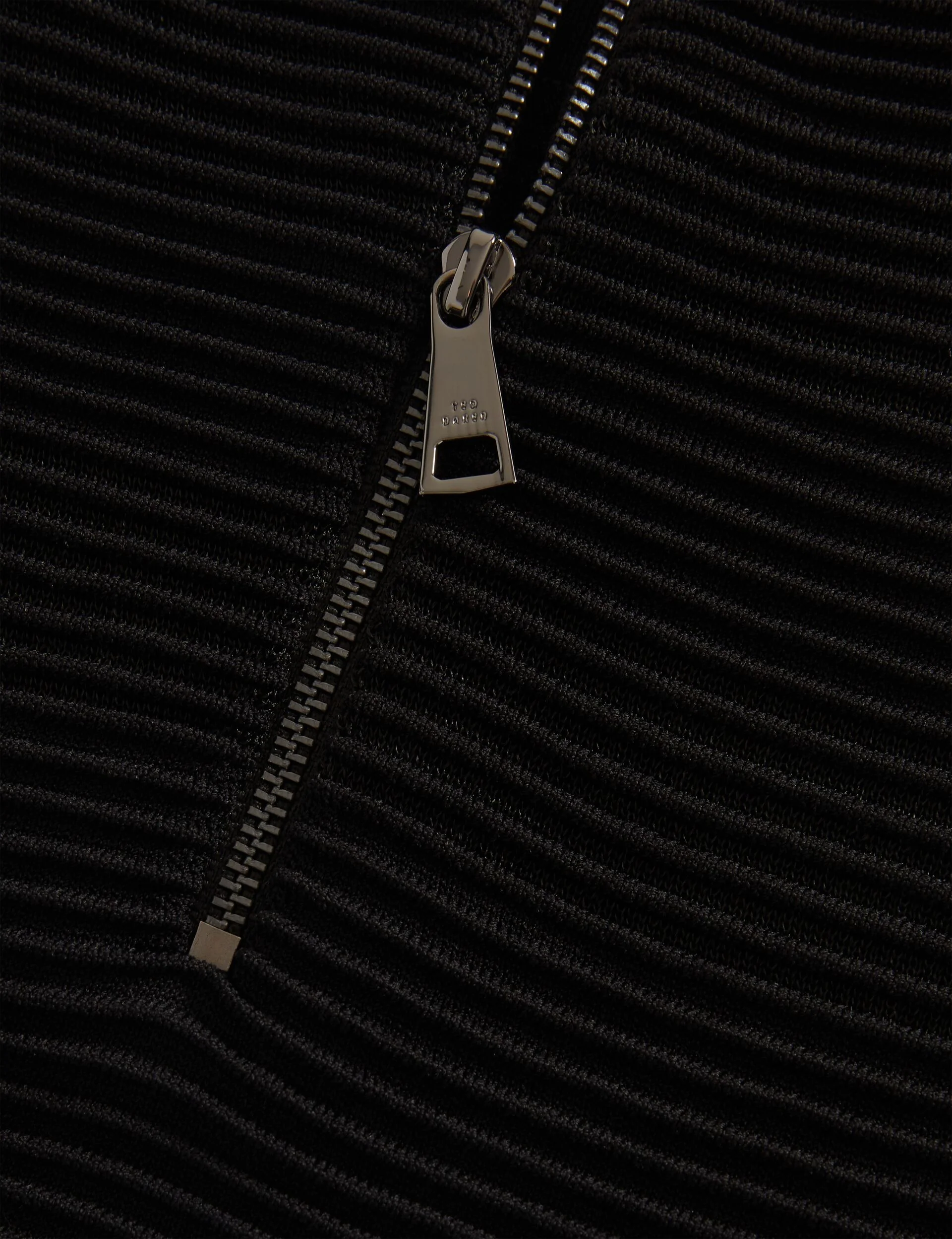 AMBERIA | BLACK - Image 3