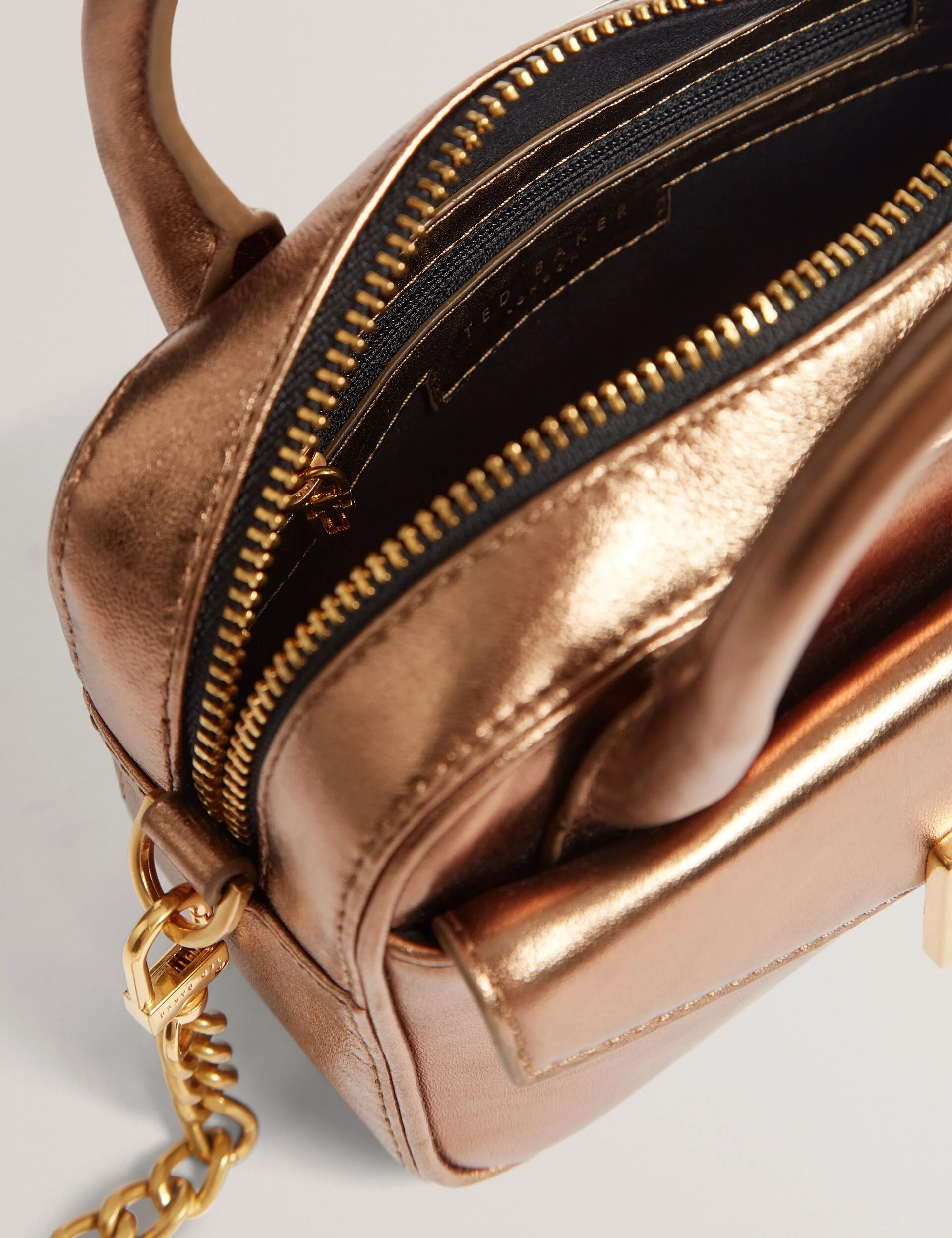 ANISAA | GOLD - Image 5
