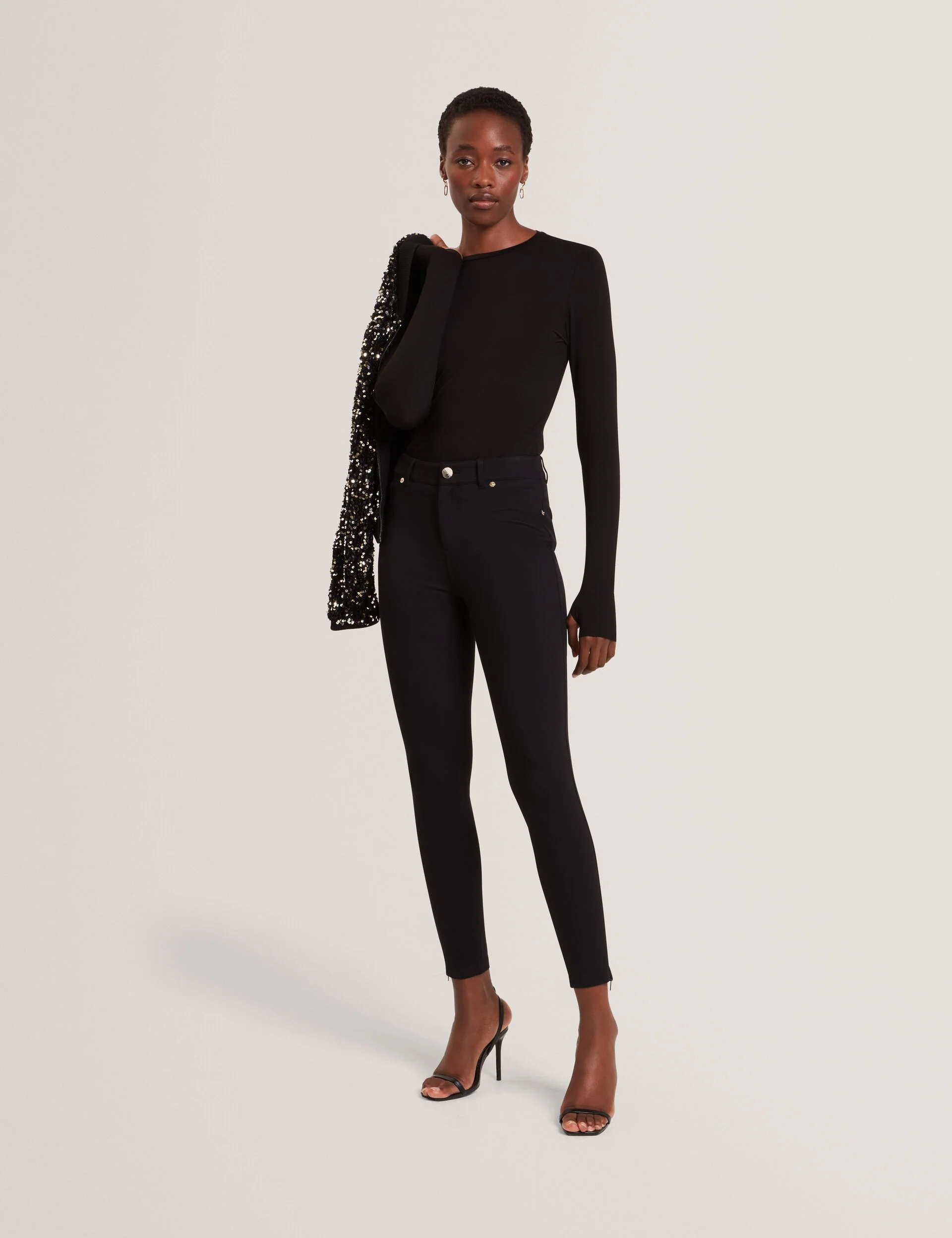 ARANIA | BLACK - Image 5