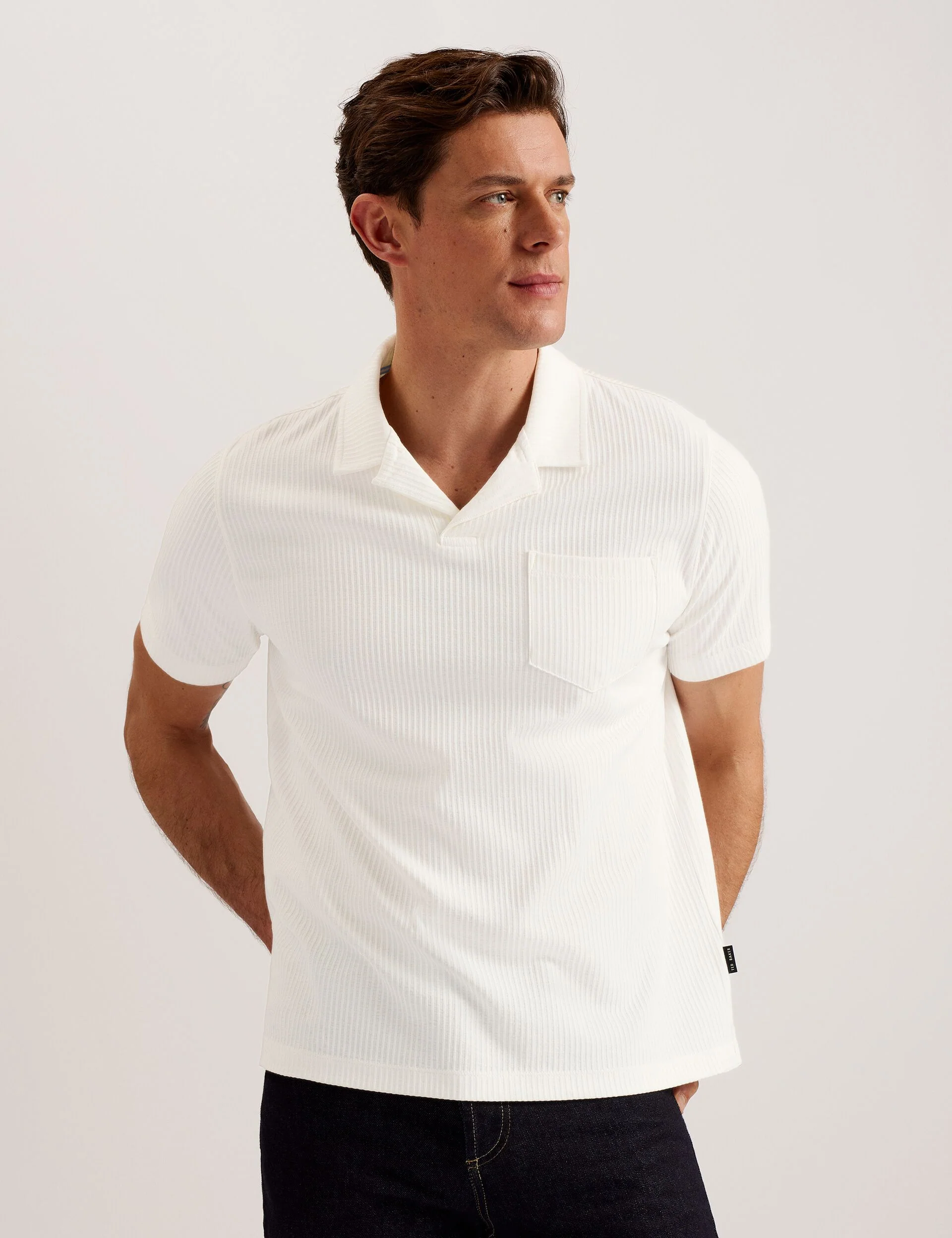 ARKES | WHITE