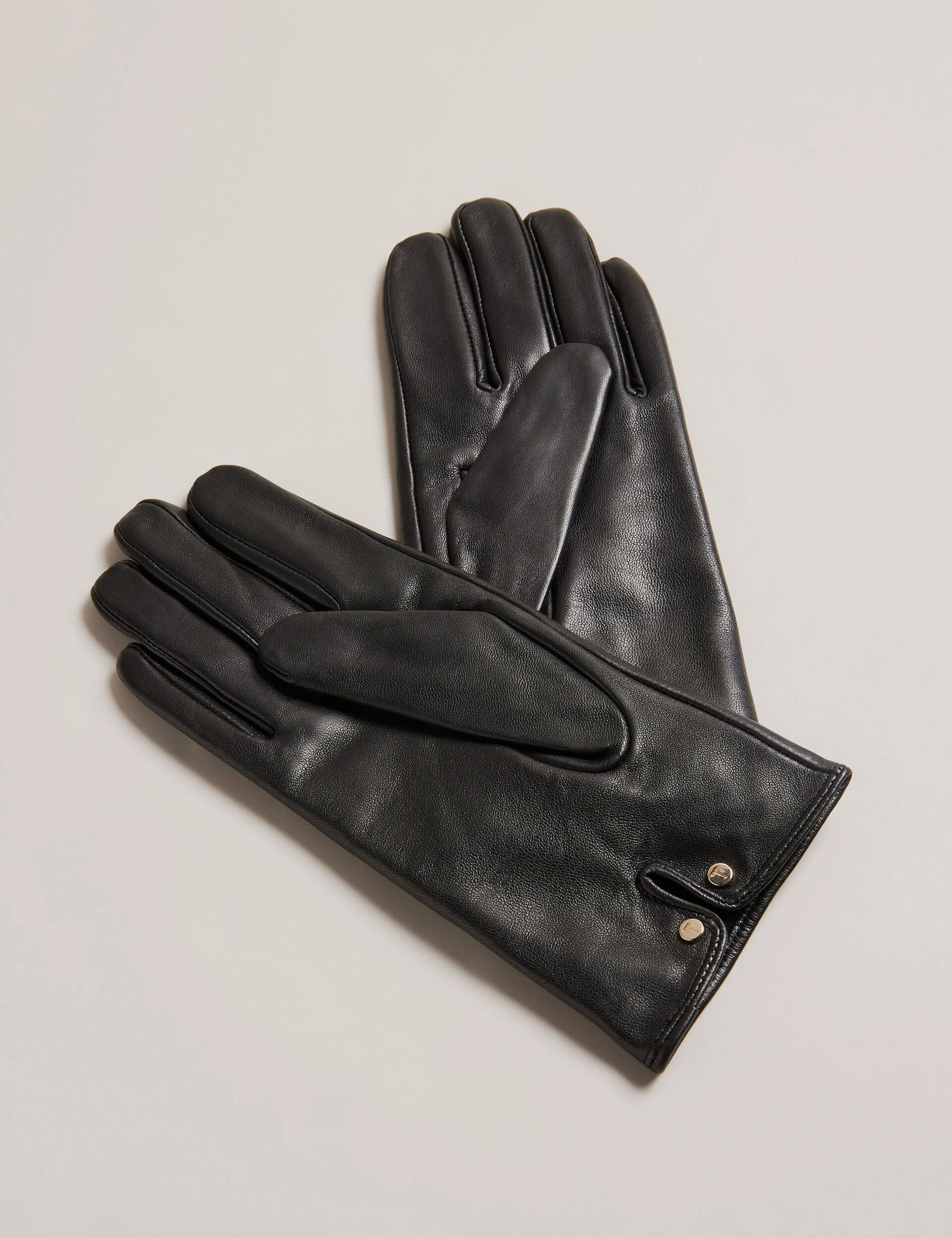 ARLEOS | JET BLACK - Image 3