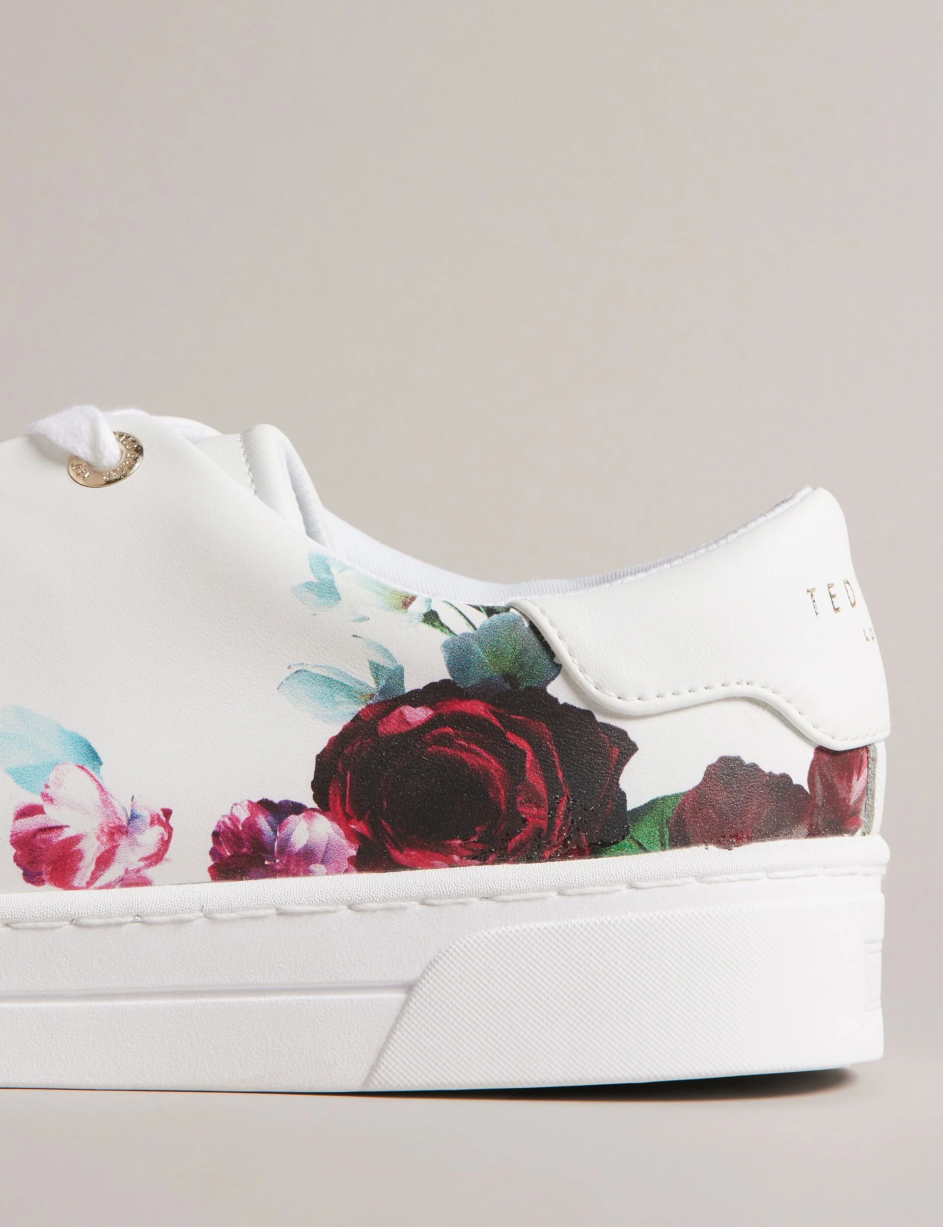 ARTILE | WHITE - Image 2