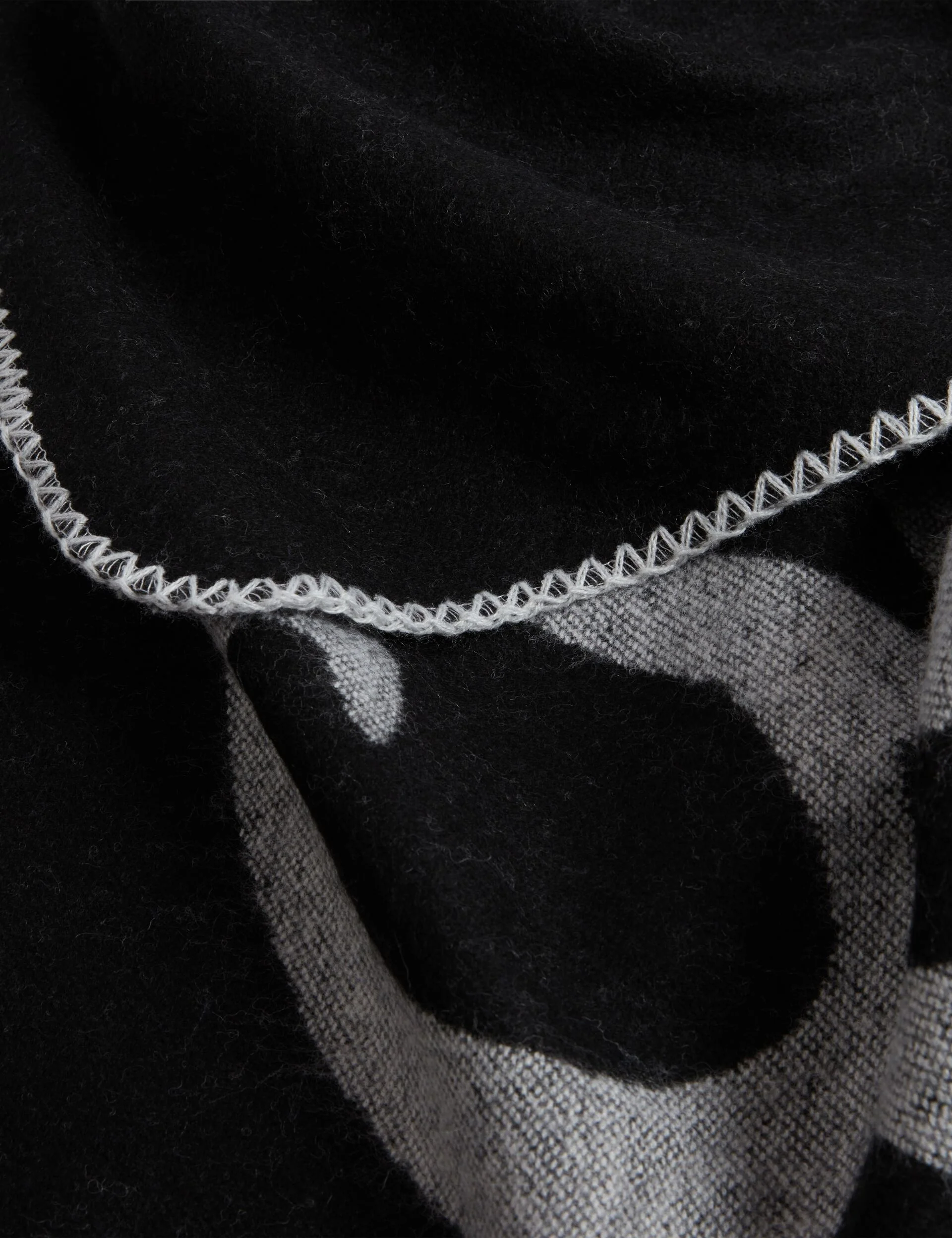 AVASII | BLACK - Image 3