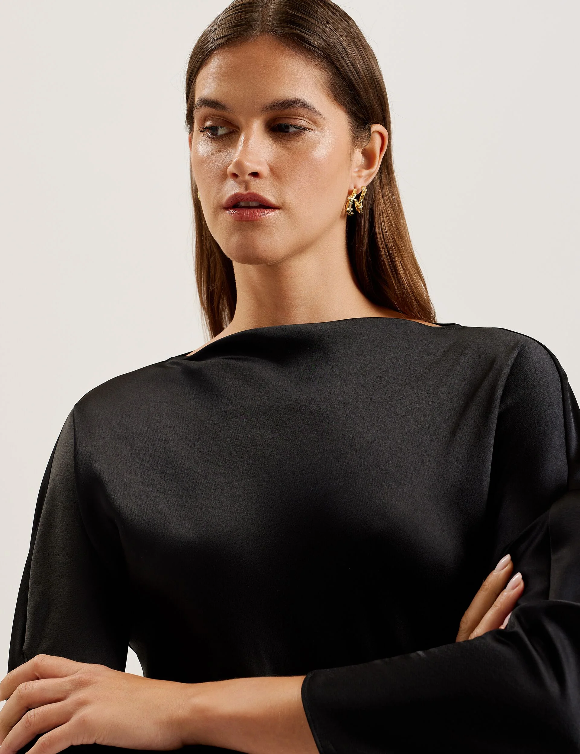 AVELLI | BLACK - Image 2