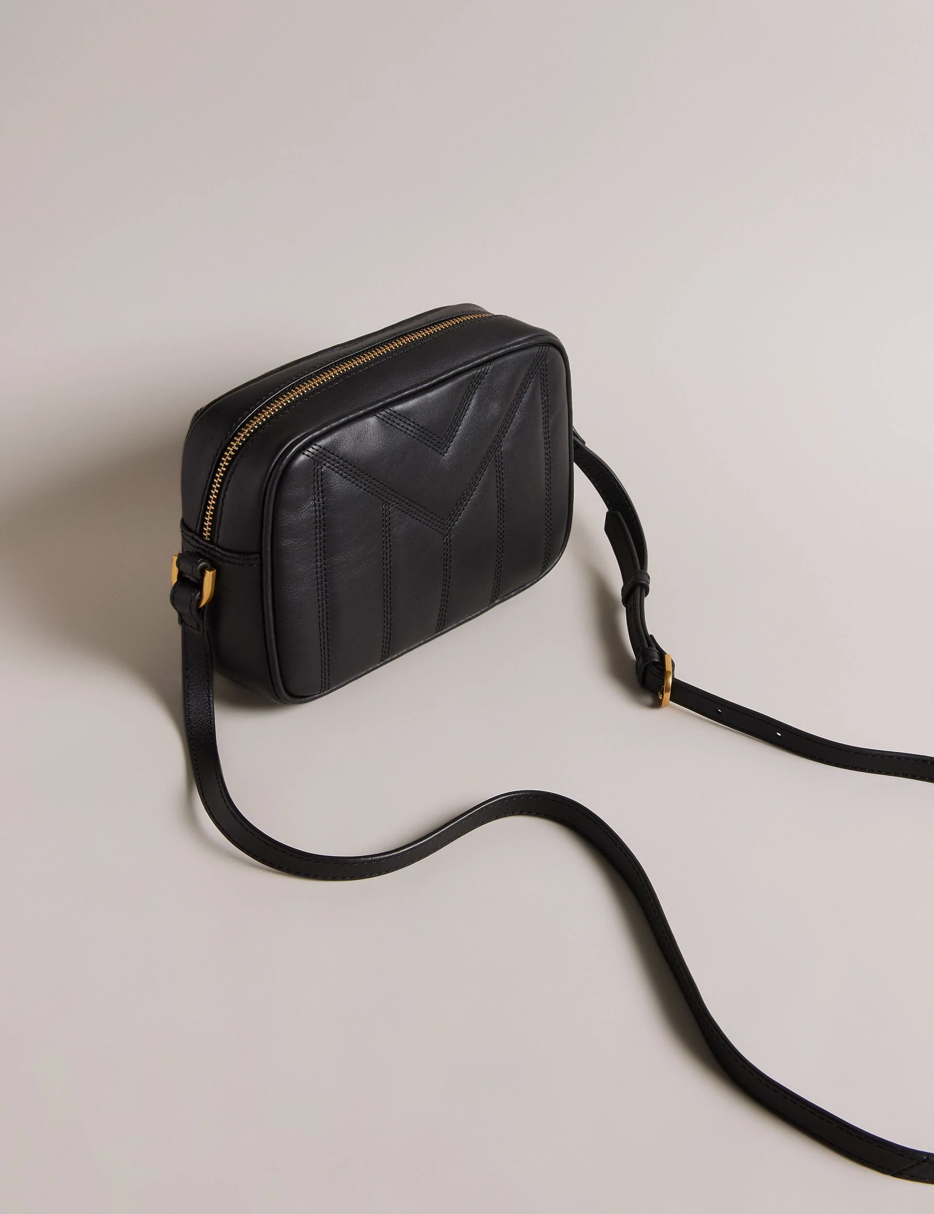 AYALILY | BLACK - Image 4