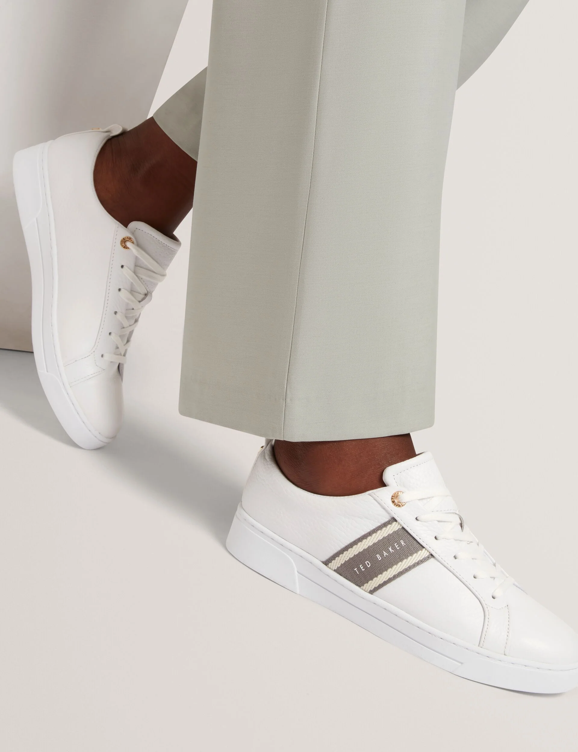 BAILLY | WHITE GREY - Image 2