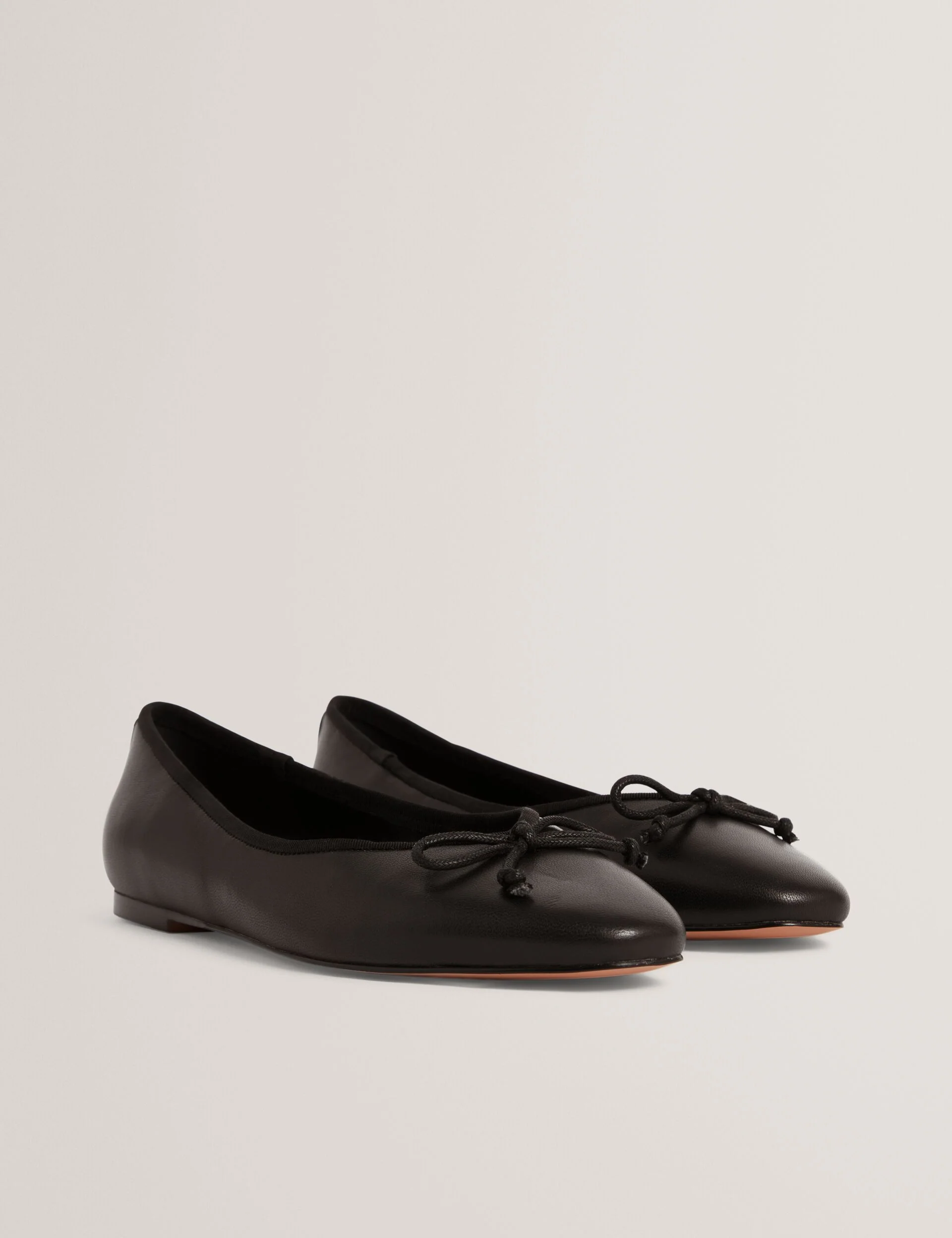 BALLERI | BLACK - Image 4