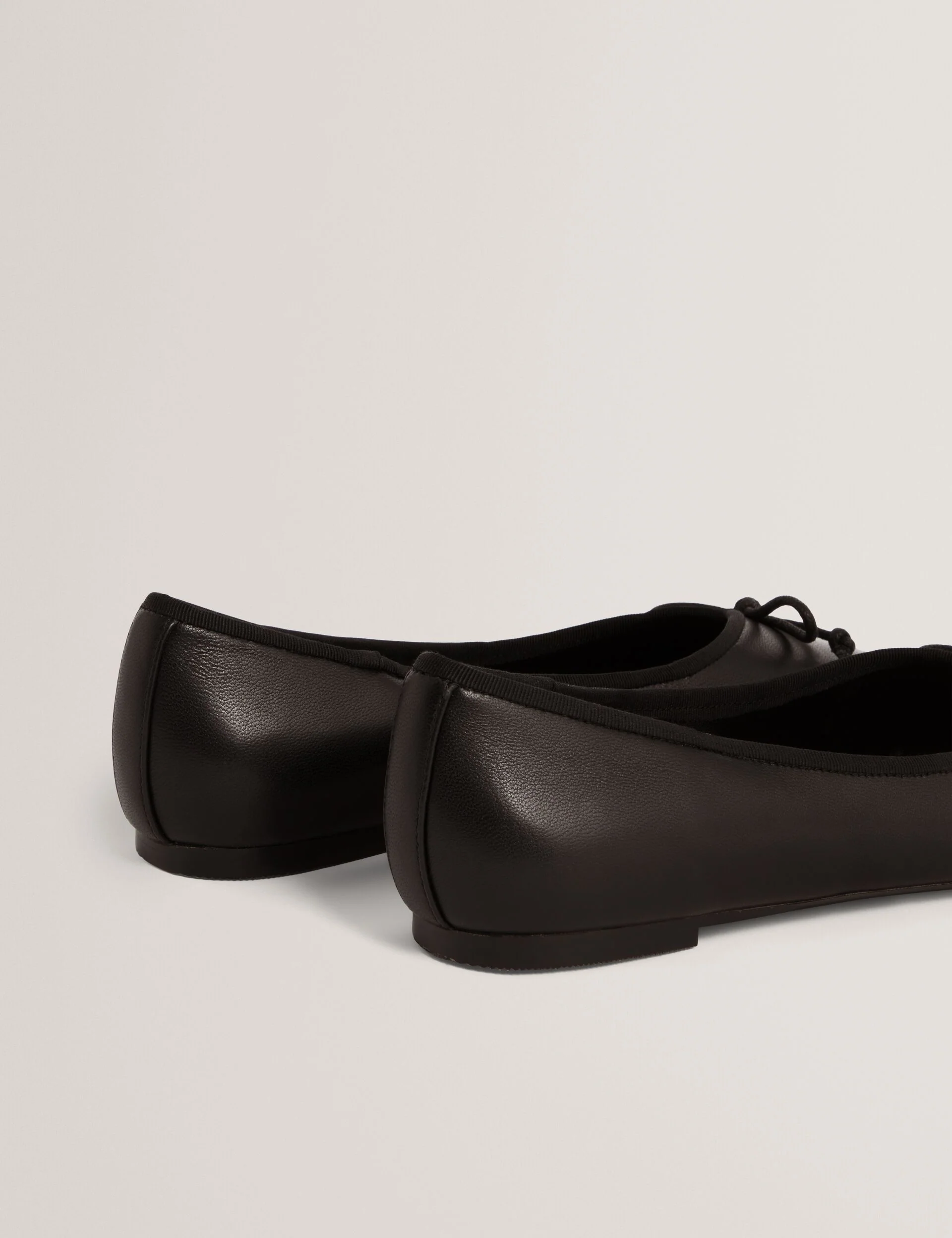 BALLERI | BLACK - Image 5