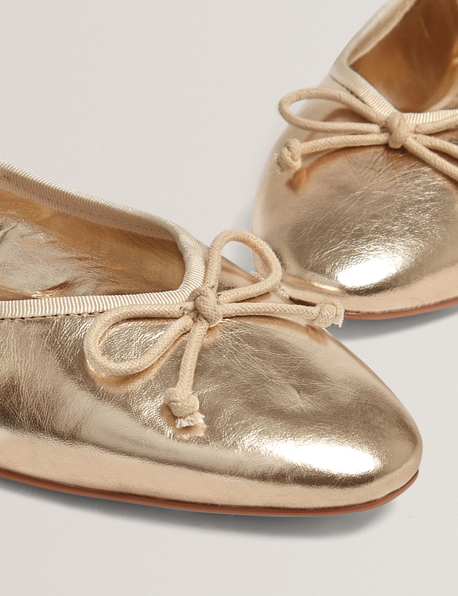 BALLERI | GOLD - Image 3