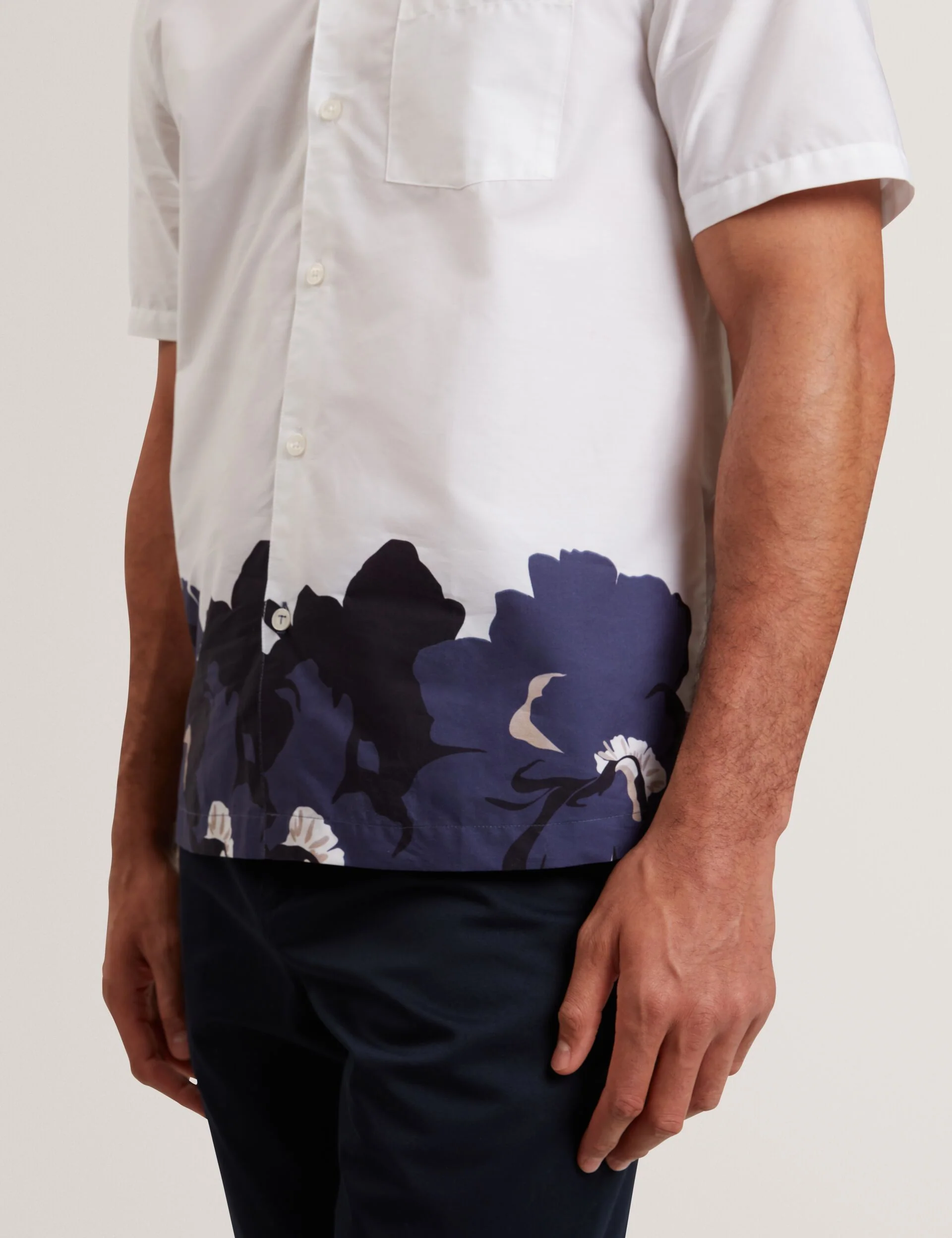 BISCARN | WHITE - Image 4