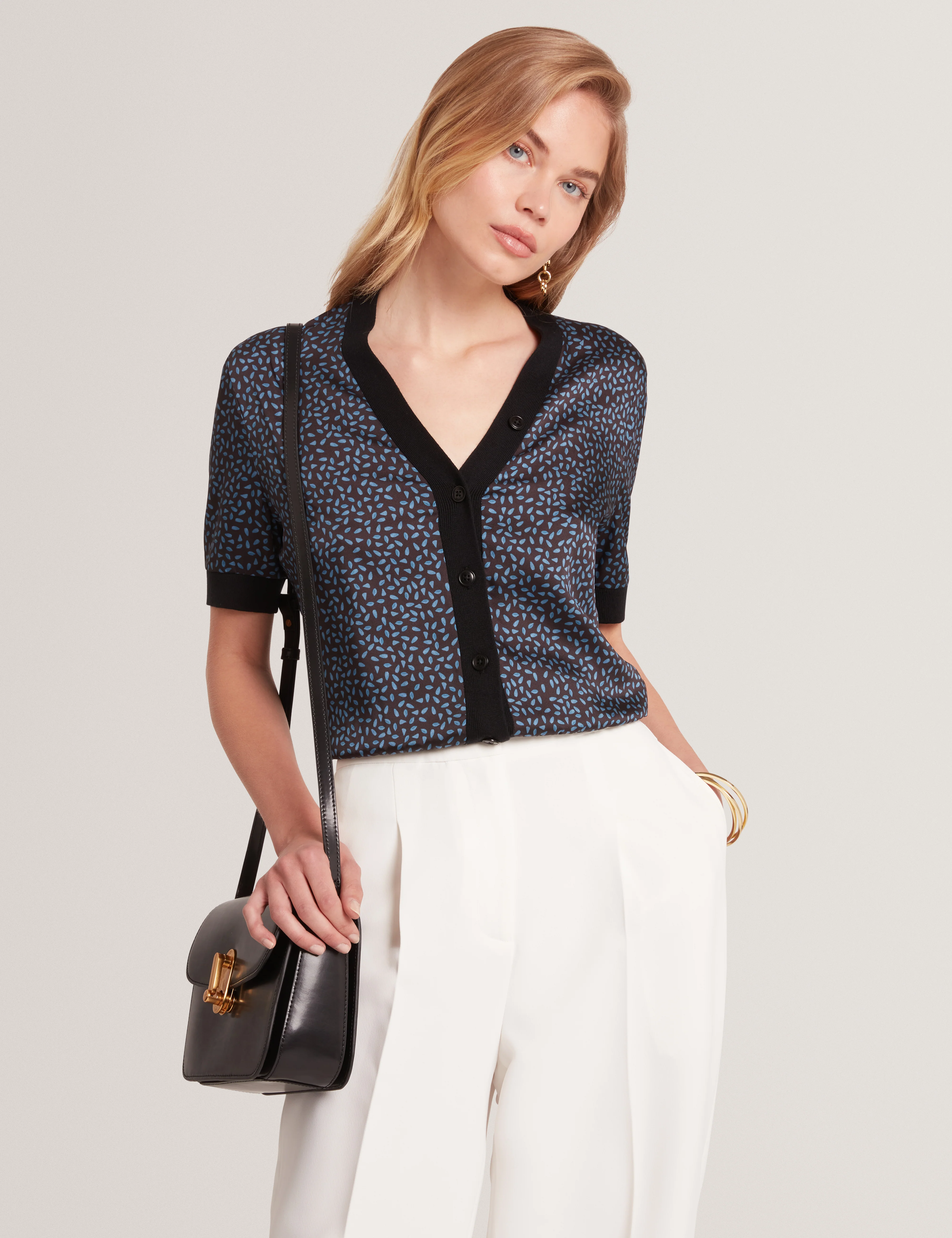 BRIALA | BLACK