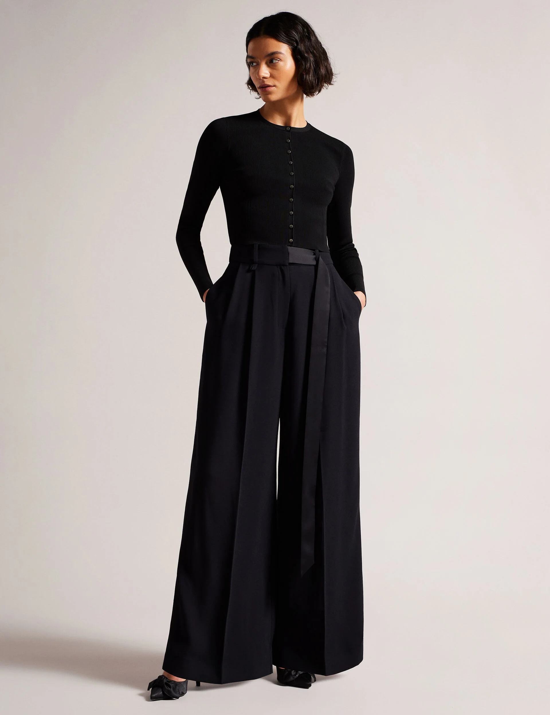 CAMILDA | BLACK - Image 2