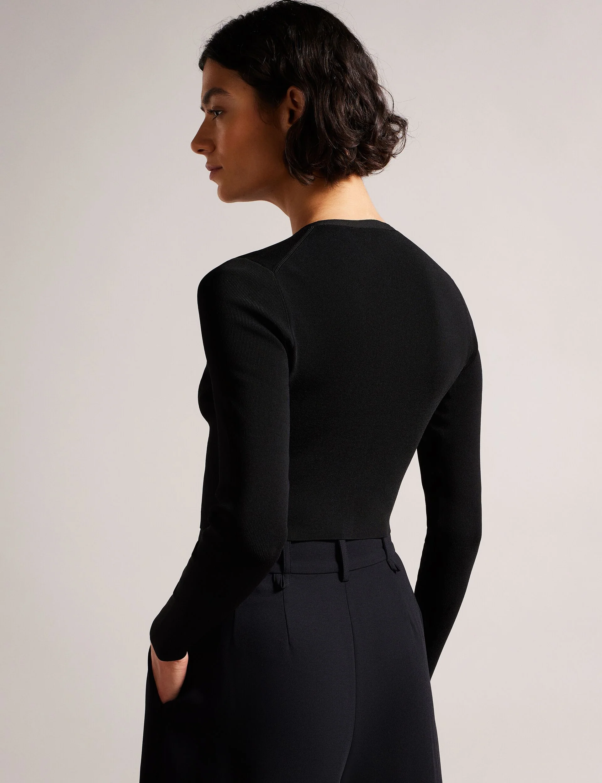CAMILDA | BLACK - Image 4
