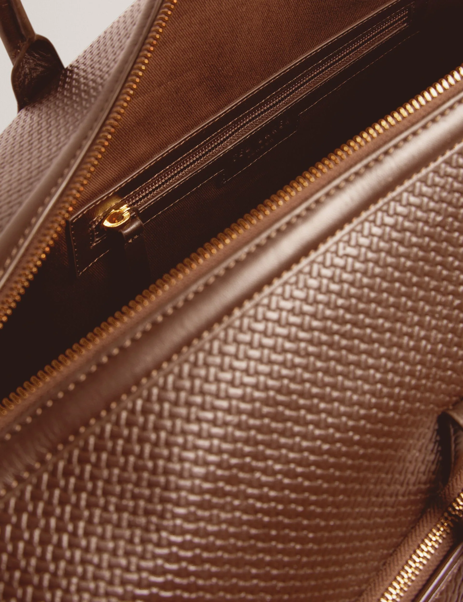 CARSEN | CHOCOLATE - Image 5