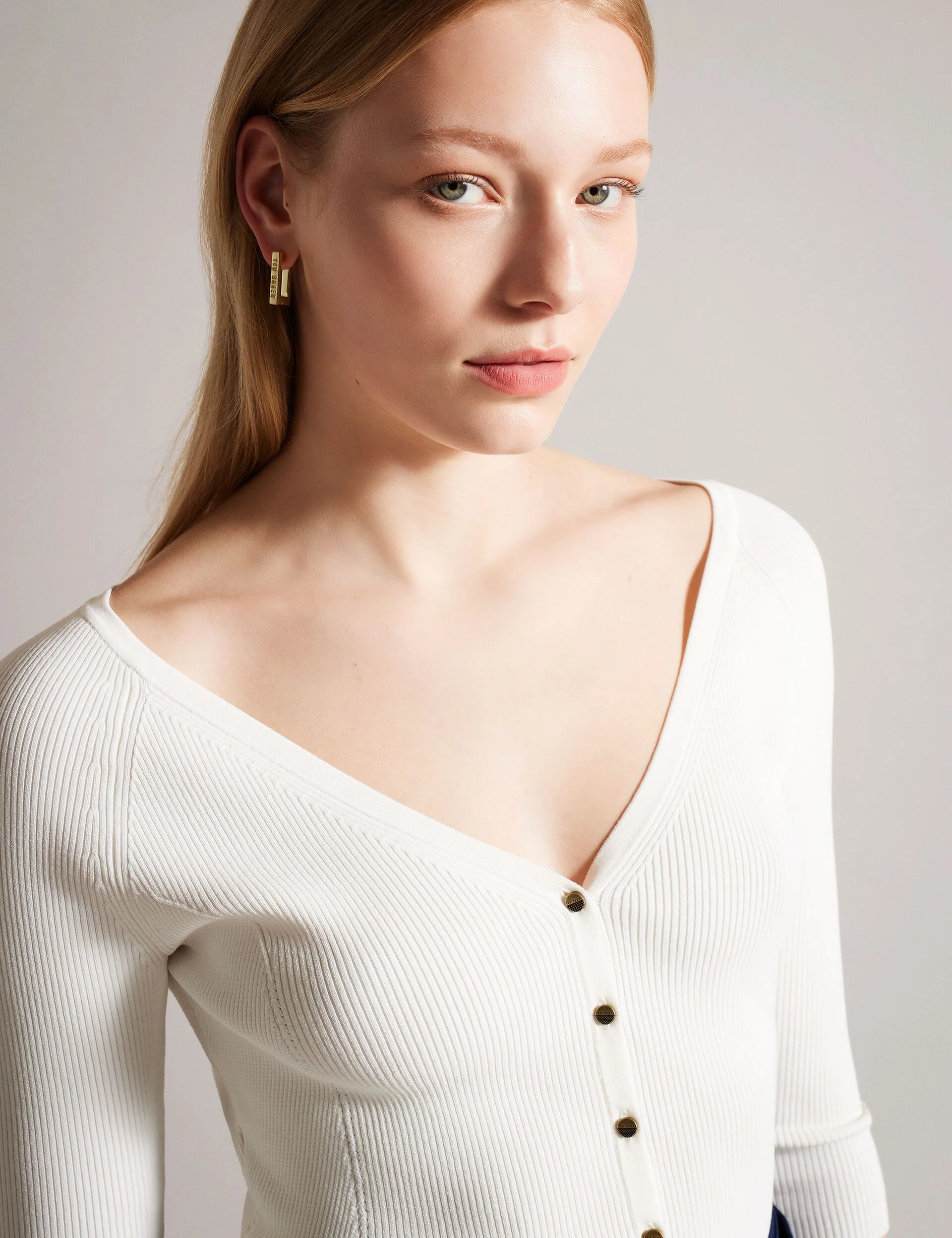 CASELA | WHITE - Image 5