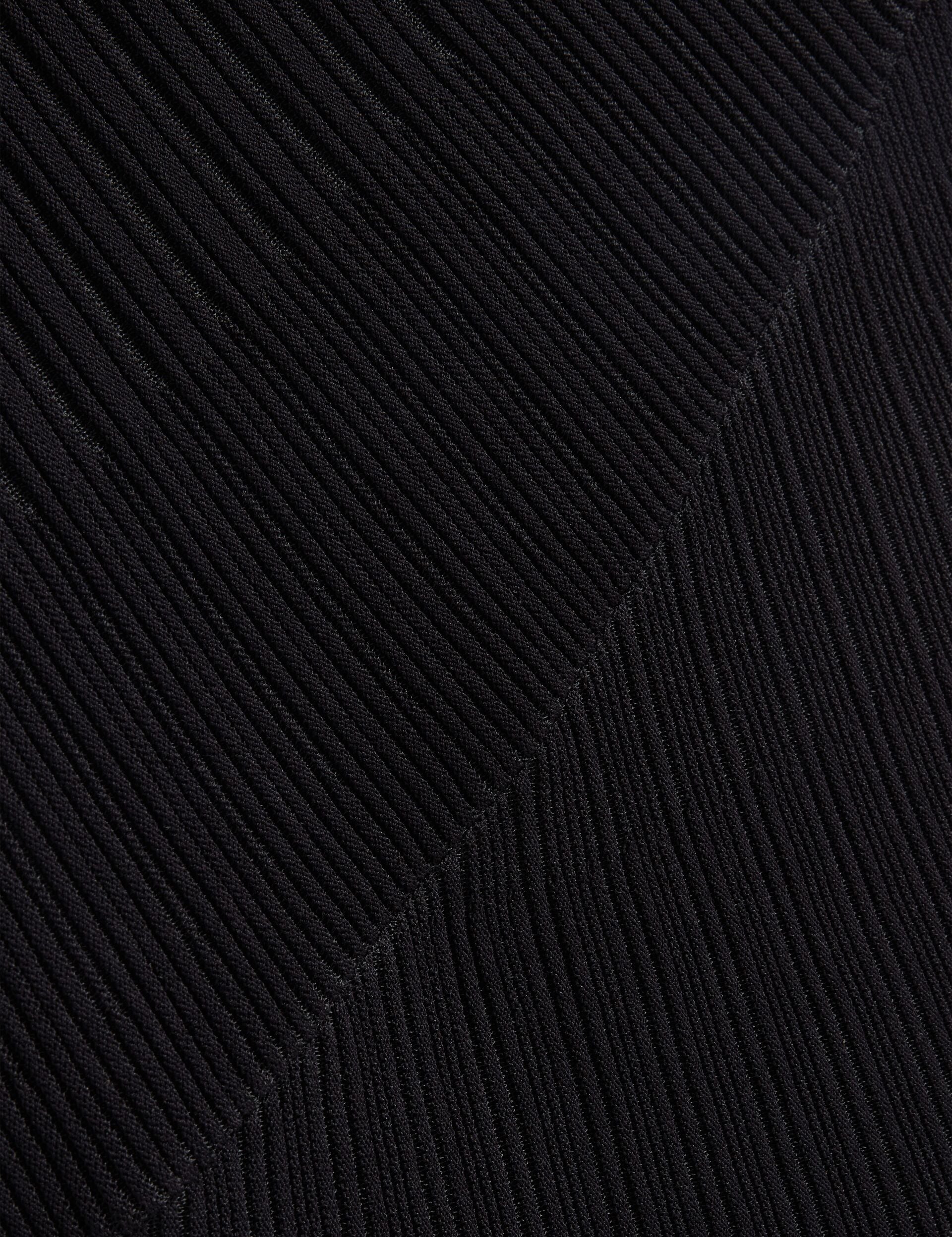 CELYINA | BLACK - Image 3