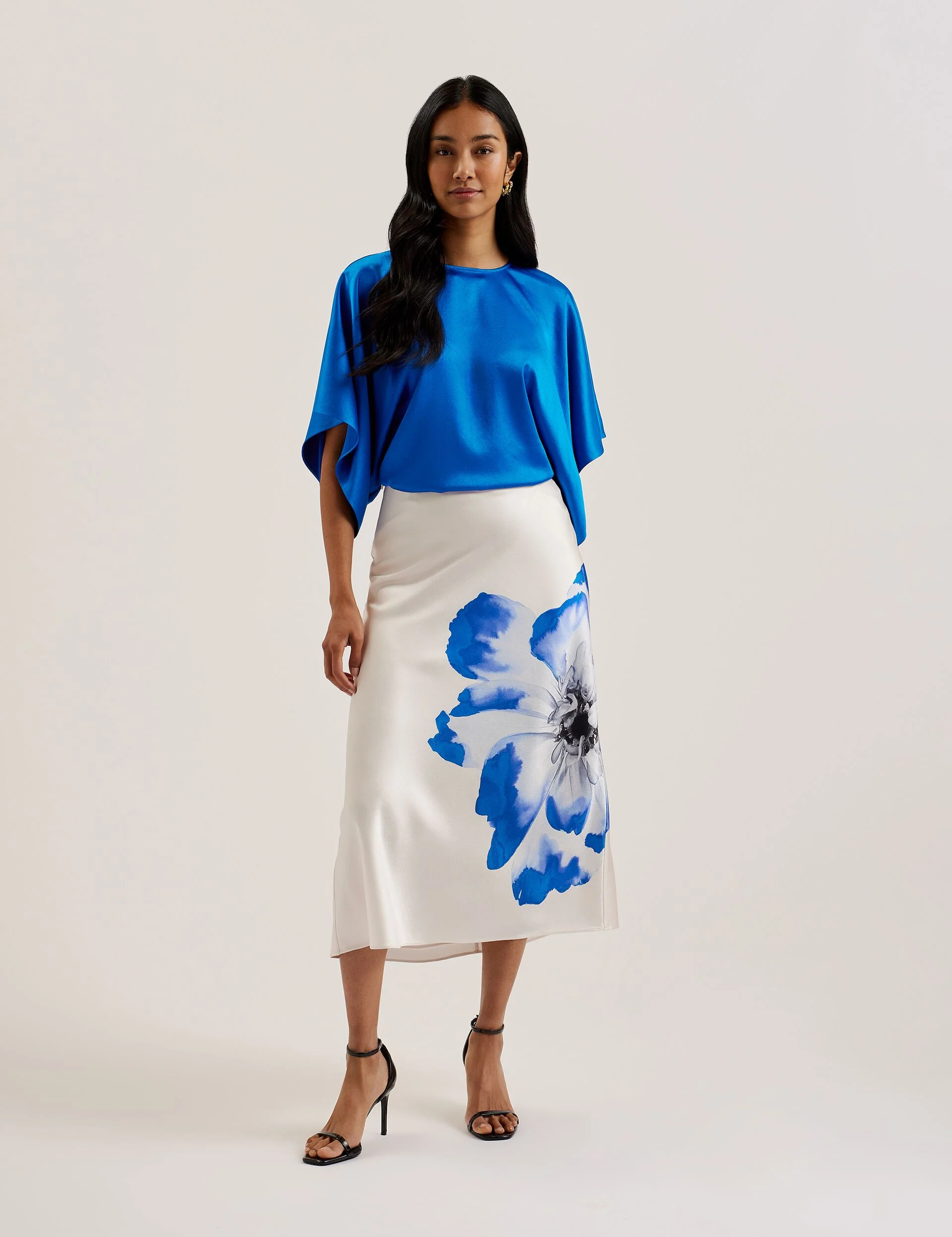 CHERIKA | BLUE