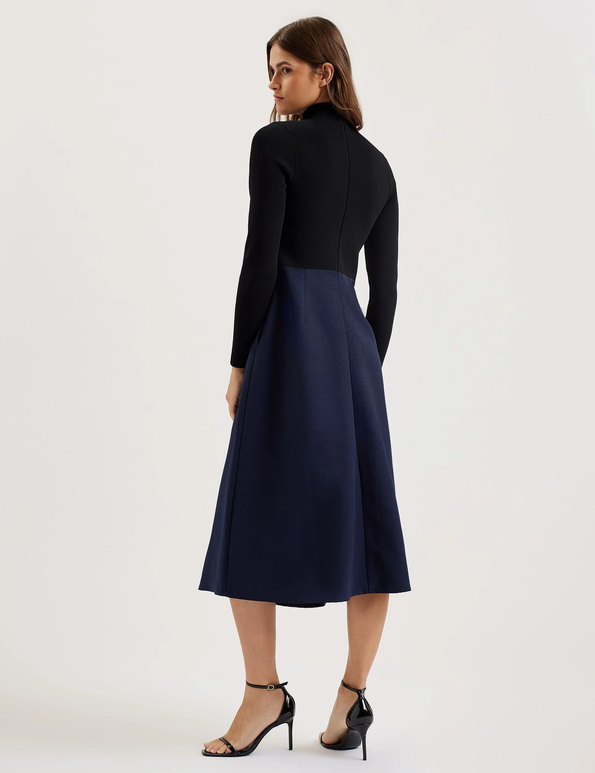 CHIRA | BLACK - Image 4