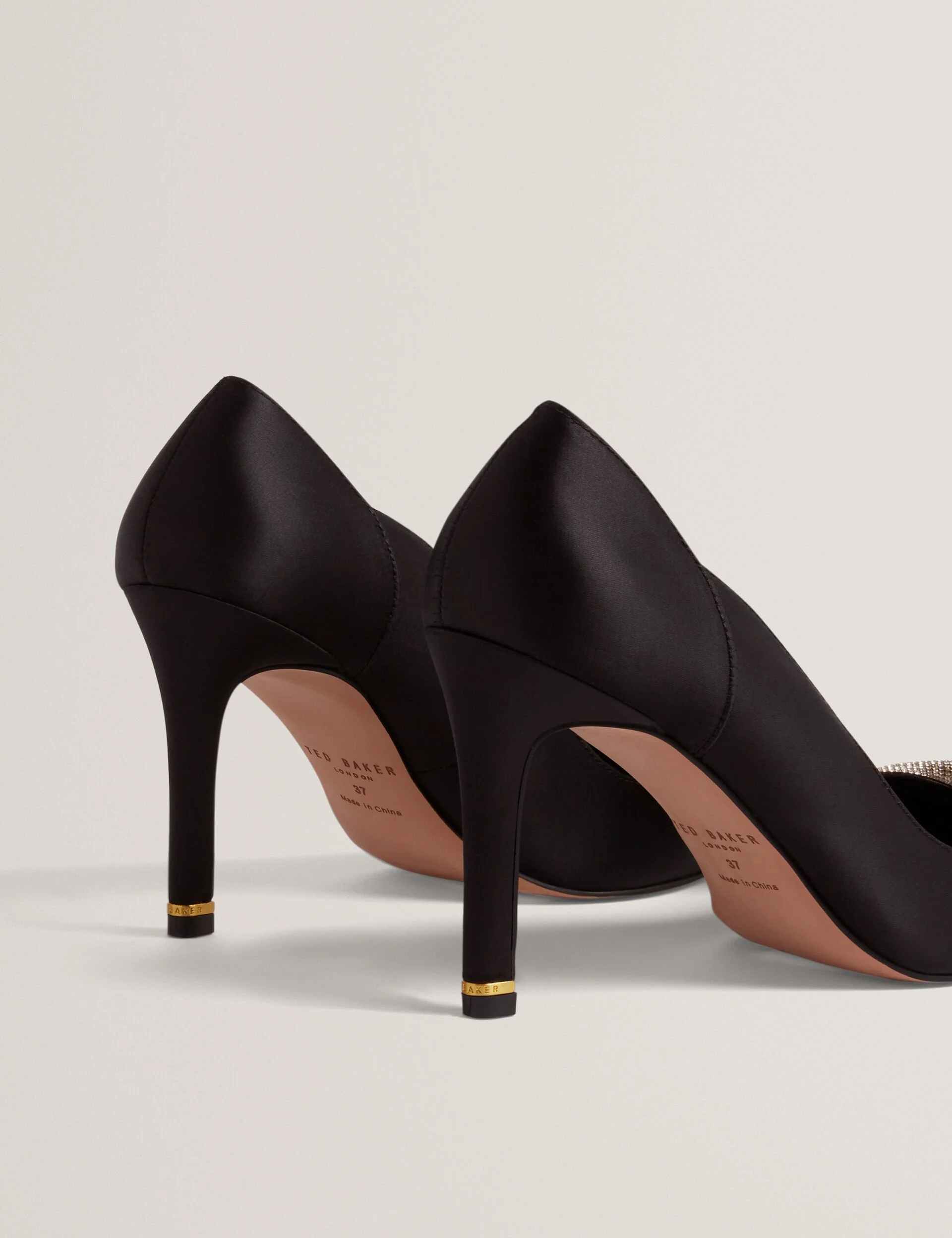 CRIISTI | BLACK - Image 5