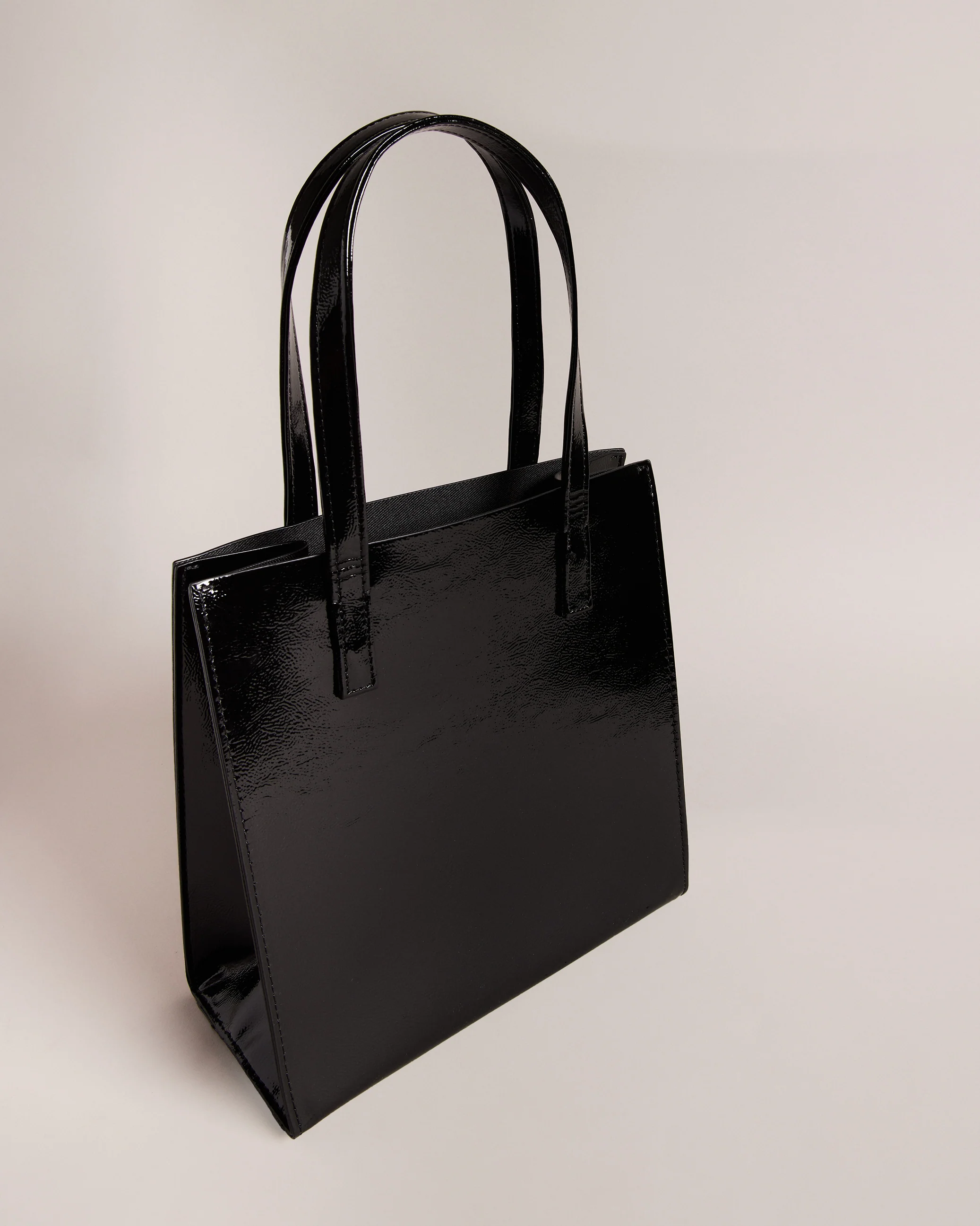 CRINION | BLACK - Image 3