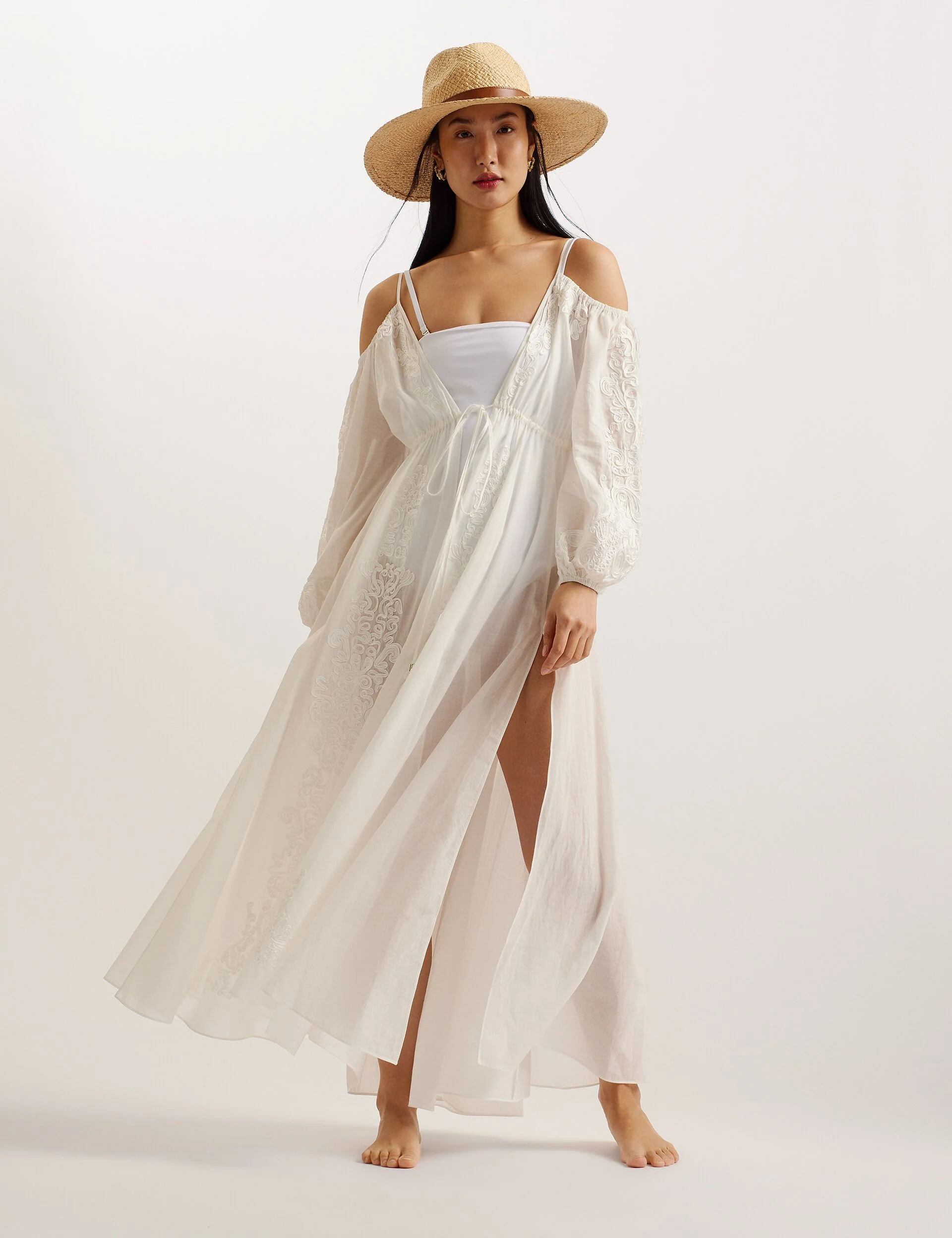 DAESEEY | IVORY