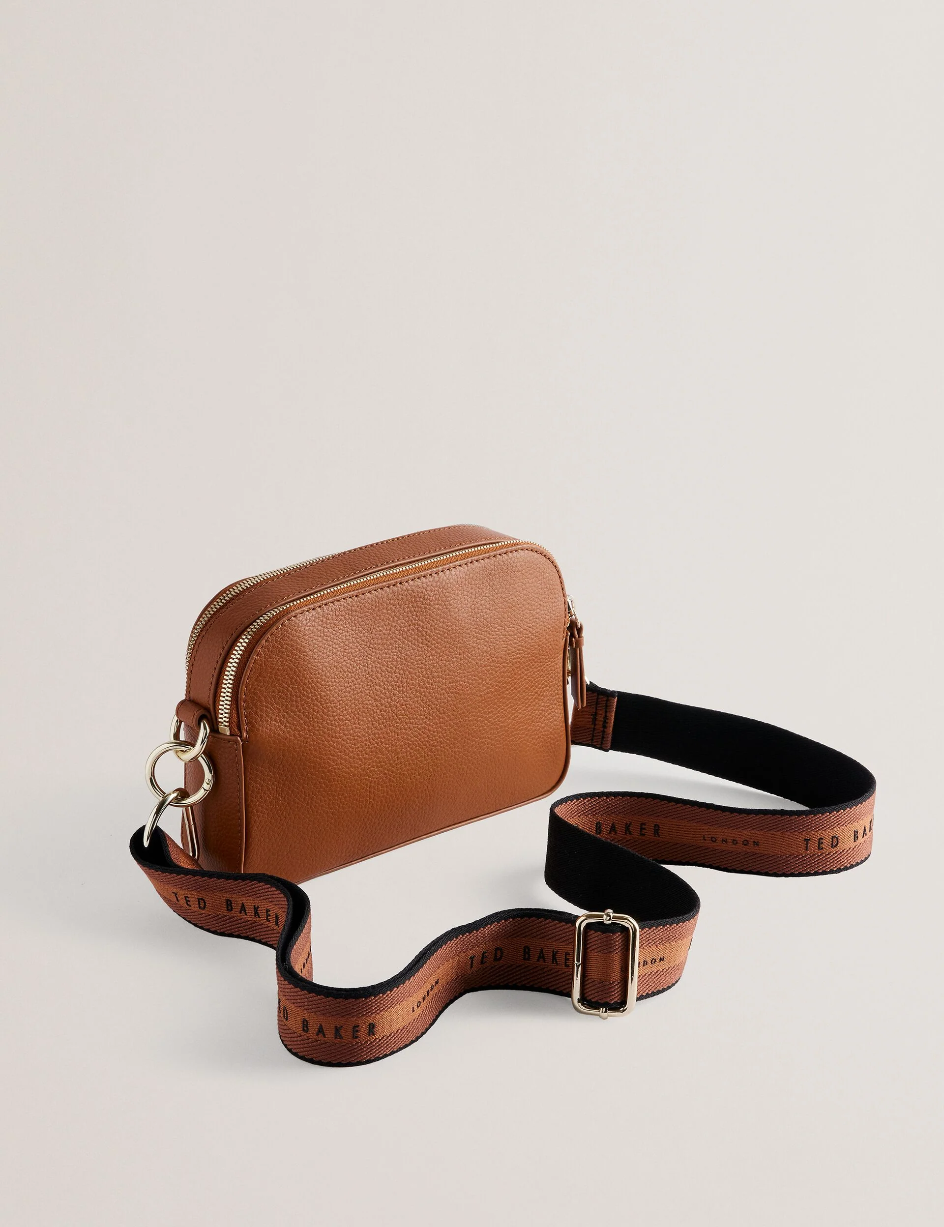 DARCELO | CHOCOLATE - Image 2