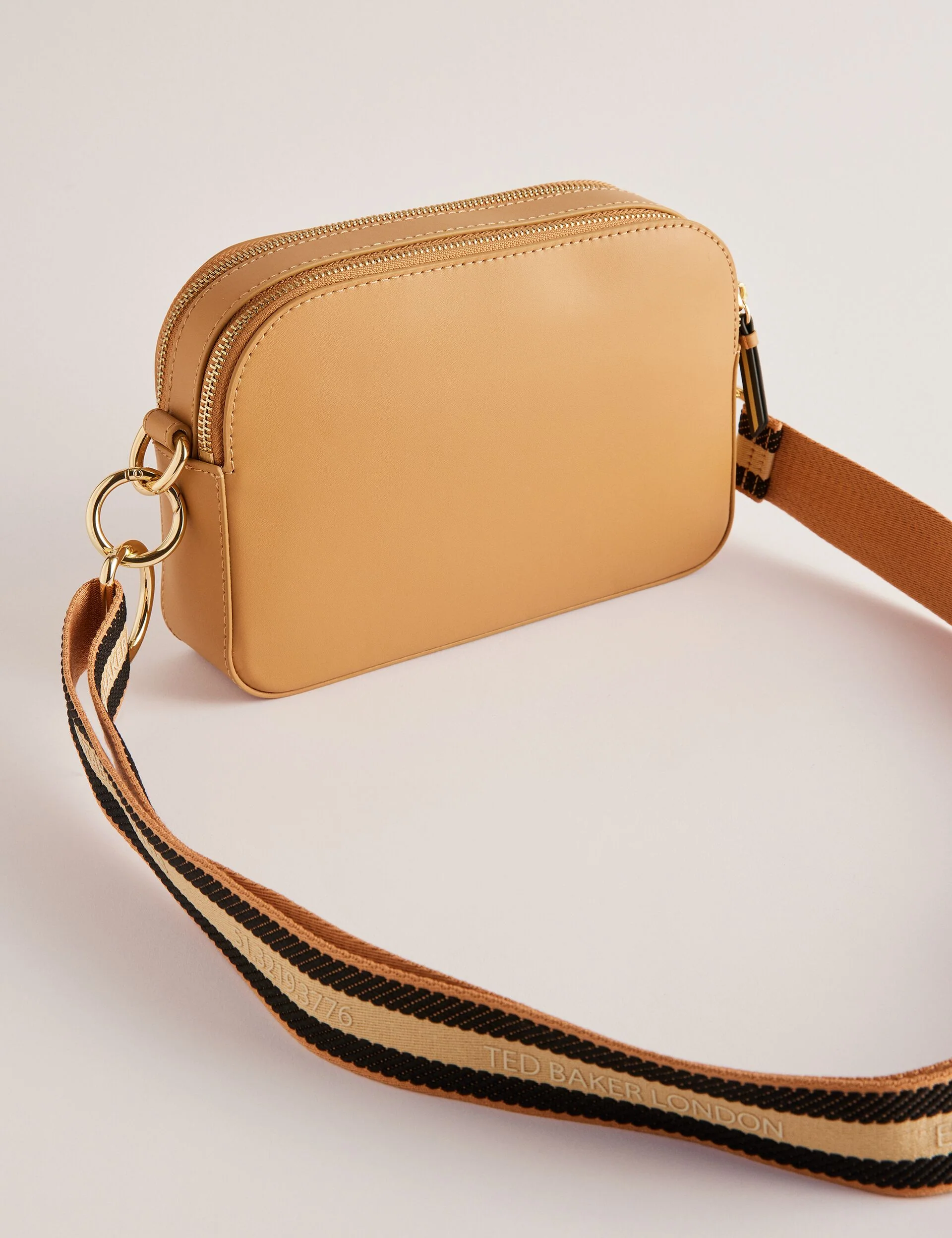 DARCELO | TAUPE - Image 4