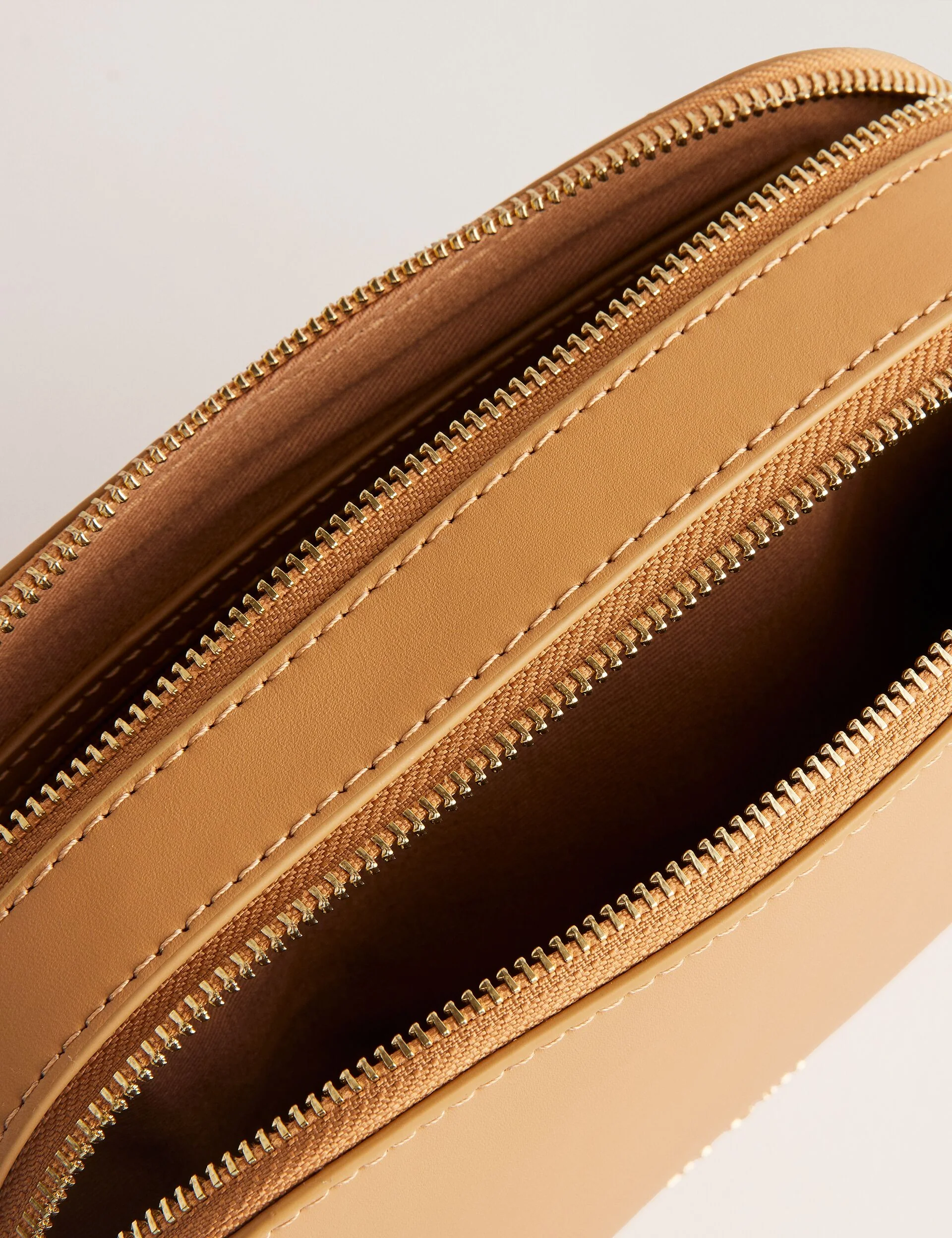 DARCELO | TAUPE - Image 5