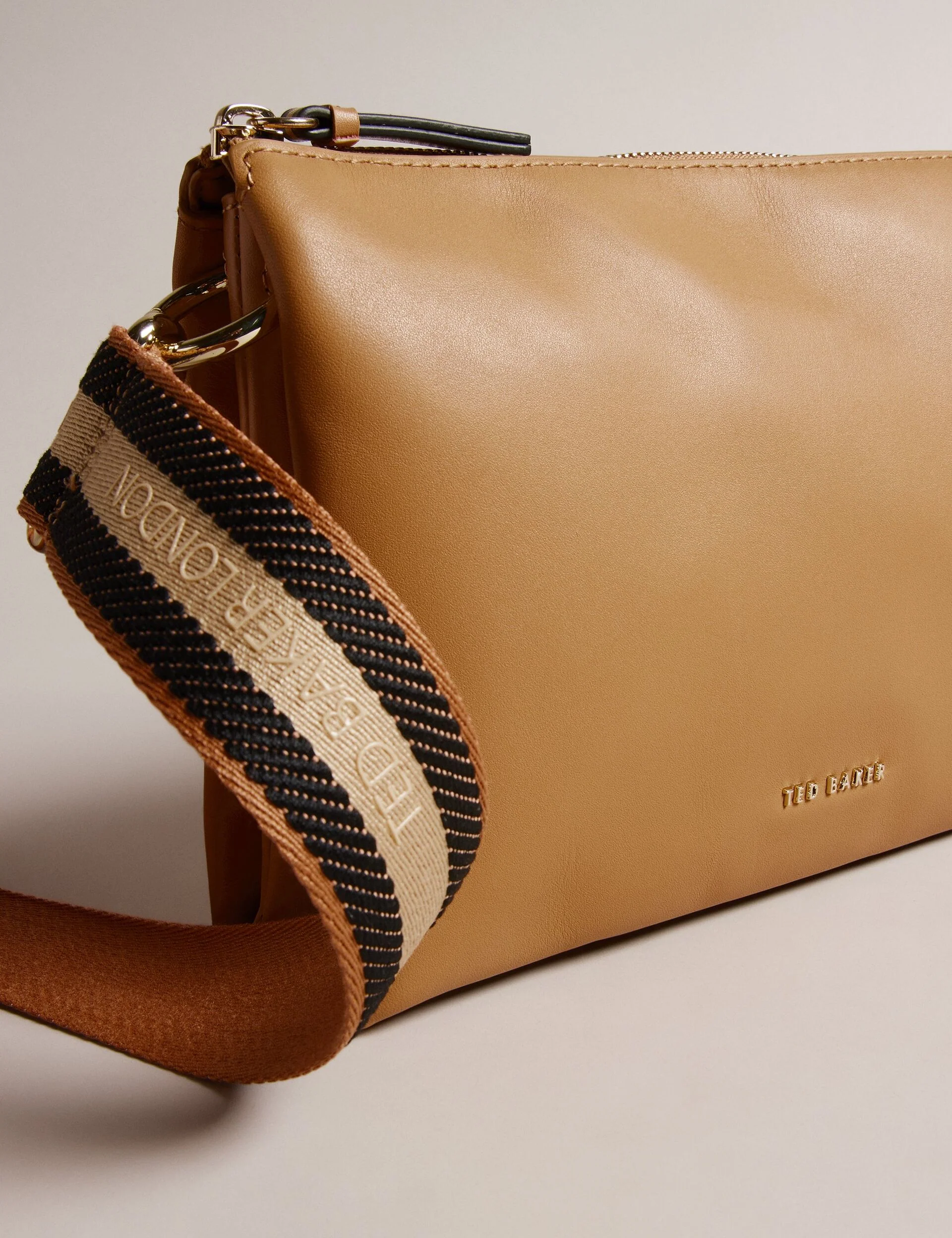 DARCEYY | TAUPE - Image 4