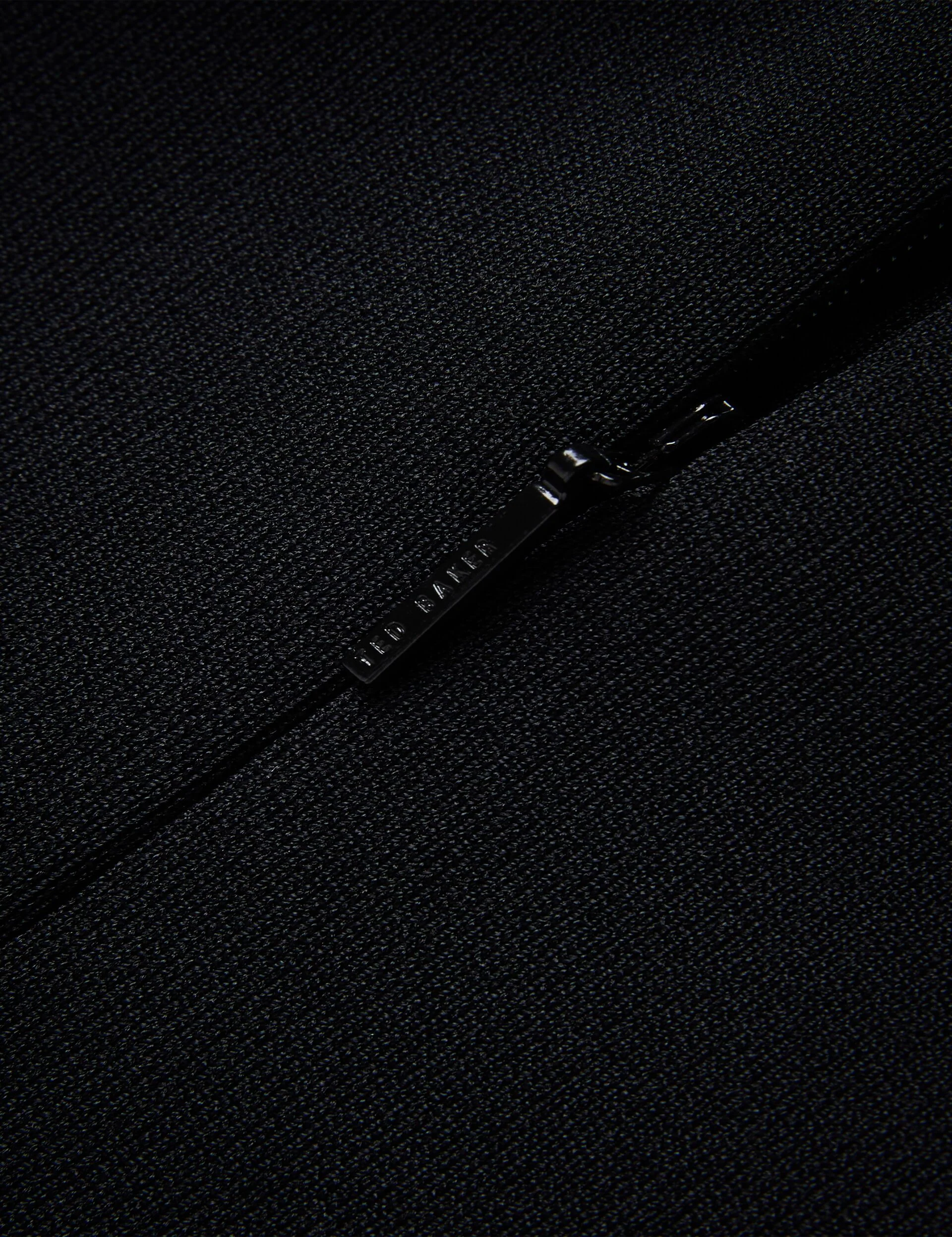 DARCIIA | BLACK - Image 5