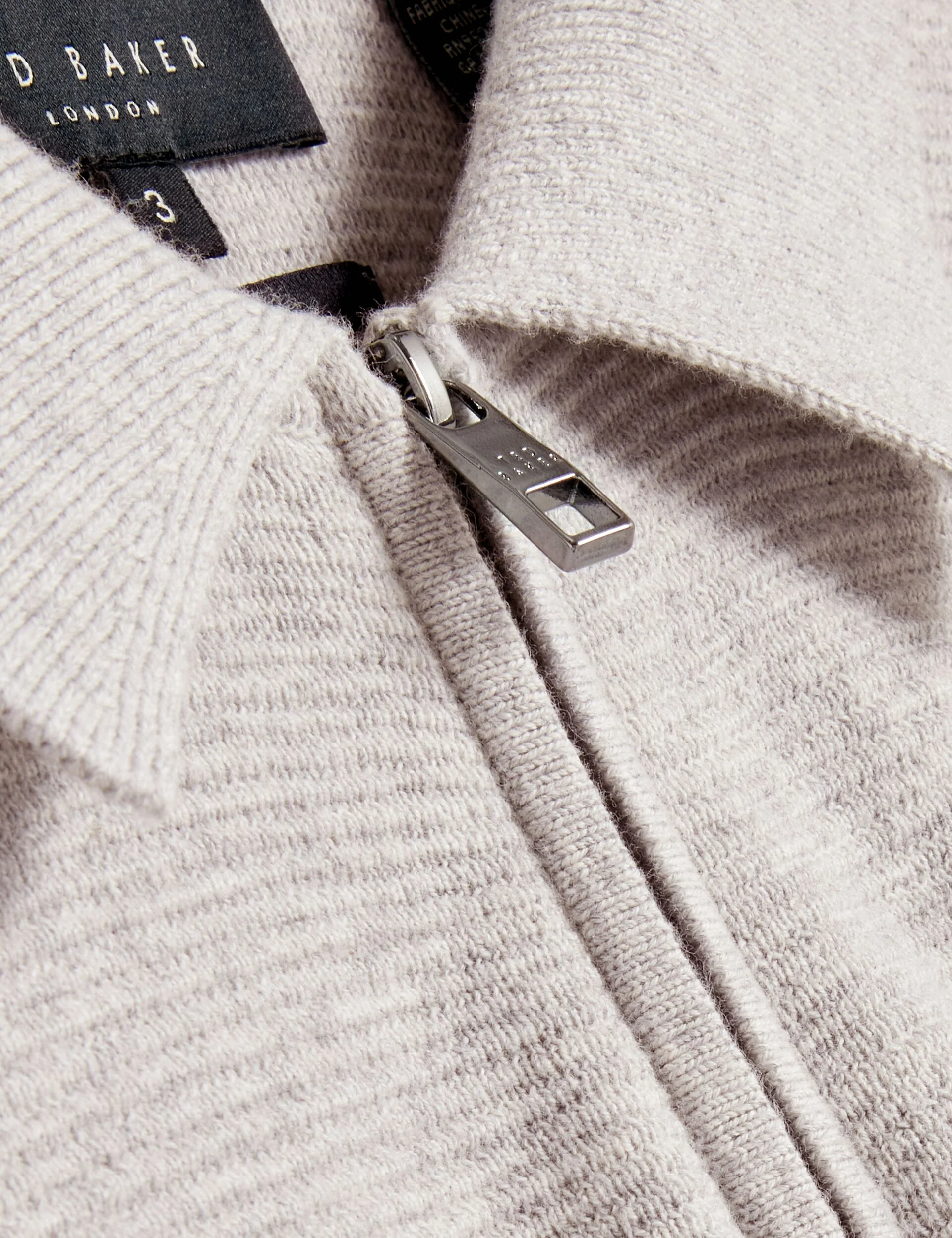 DECKERS | GREY - Image 3