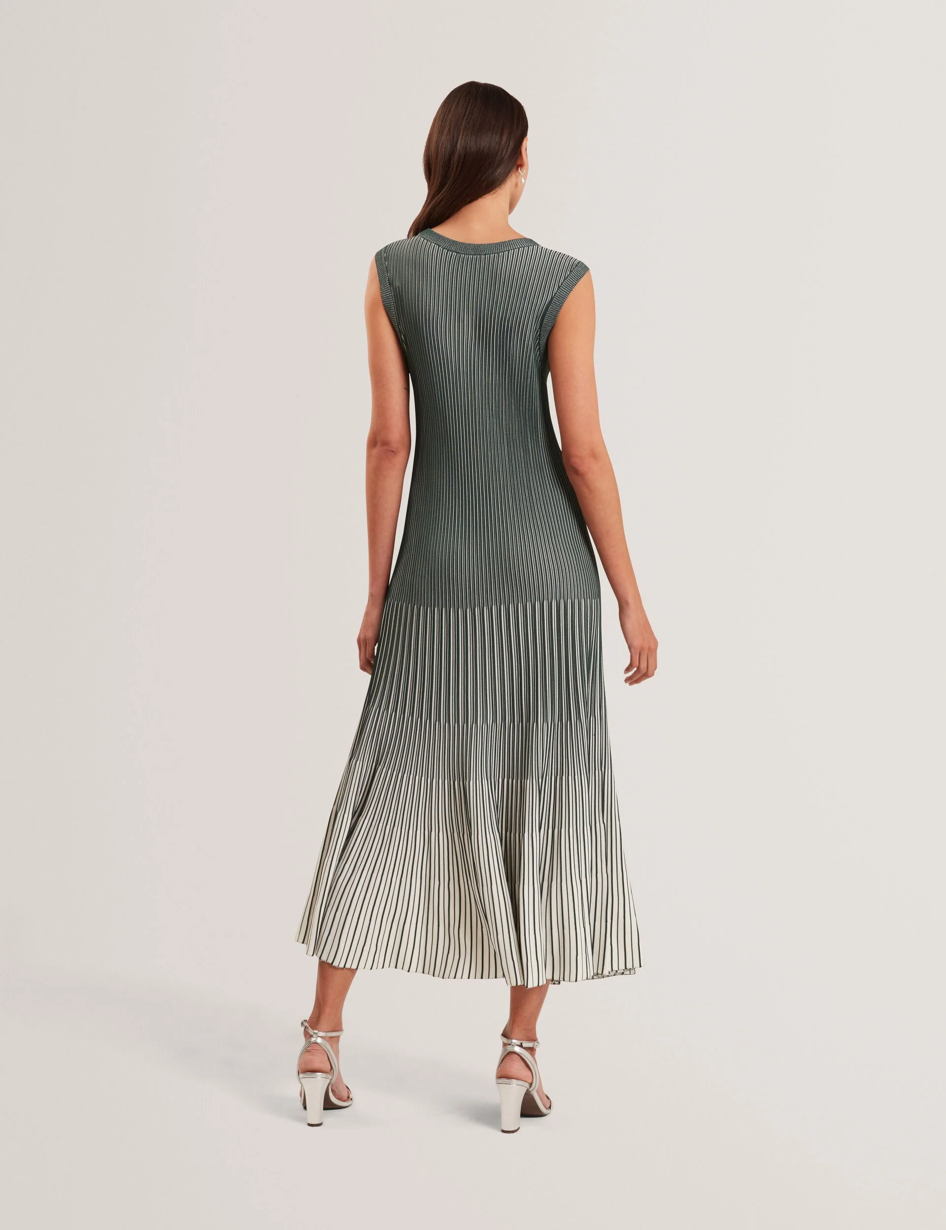 DILYLAA | DARK GREEN - Image 4