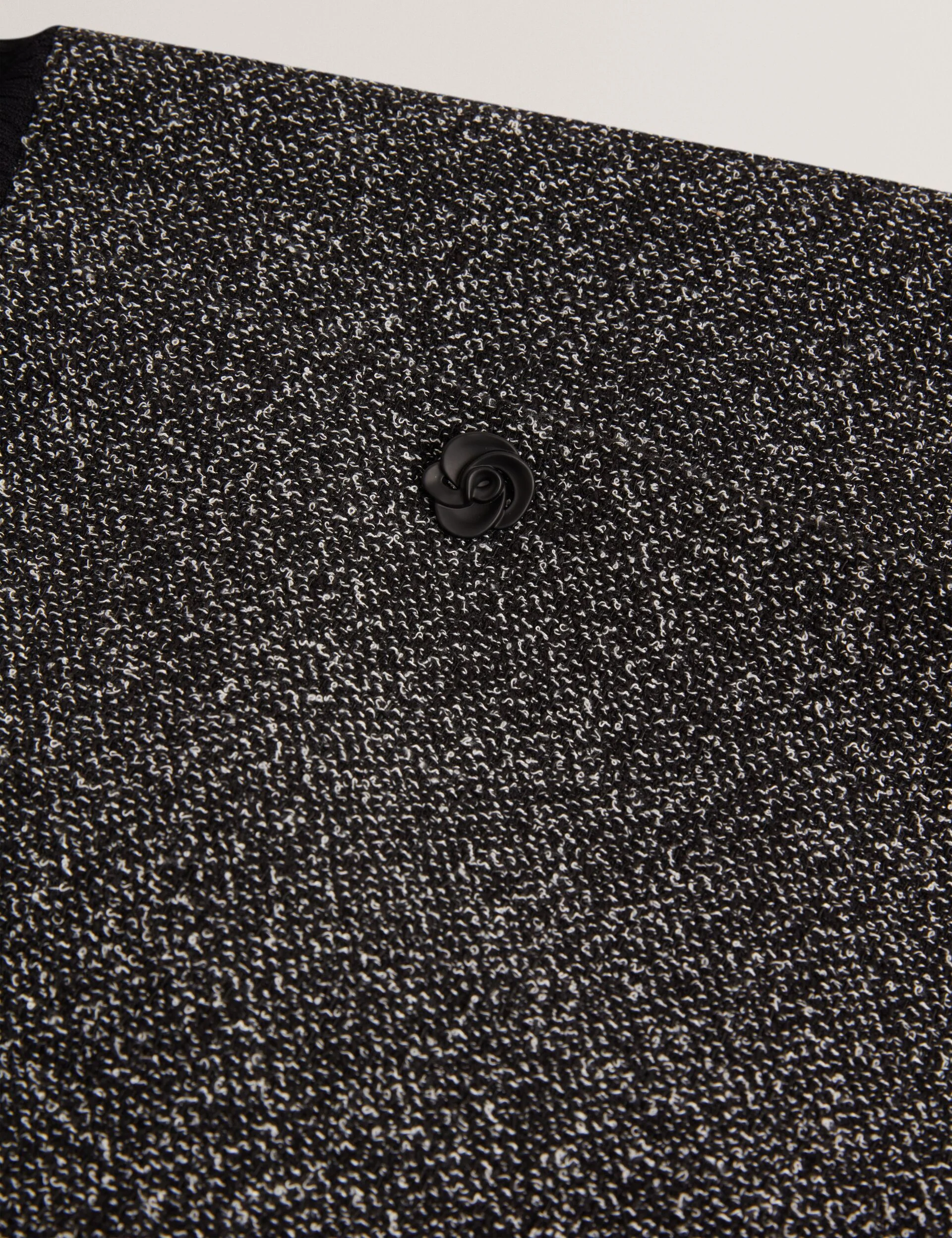 EKAAD | BLACK - Image 3