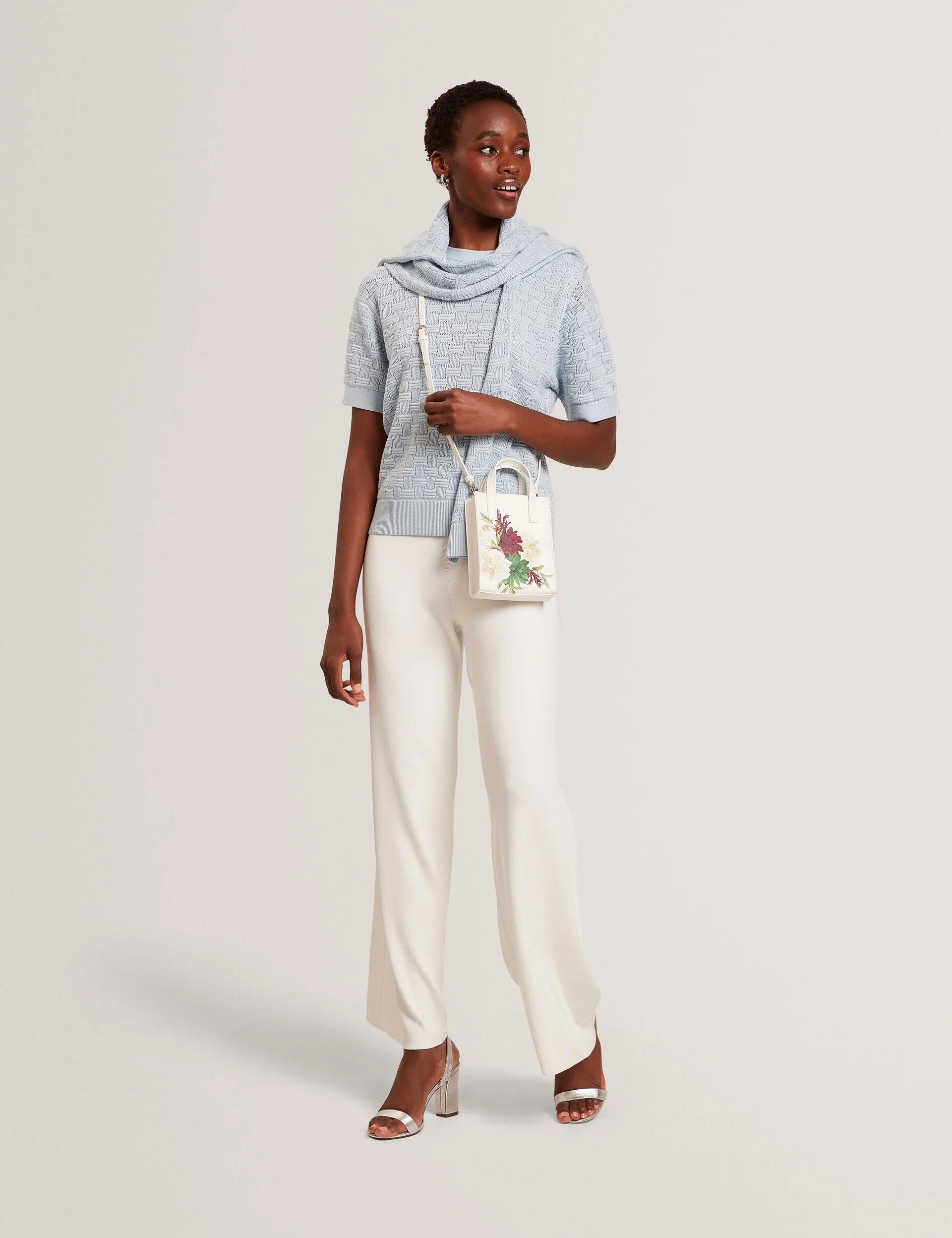 EMETA | PALE BLUE - Image 2