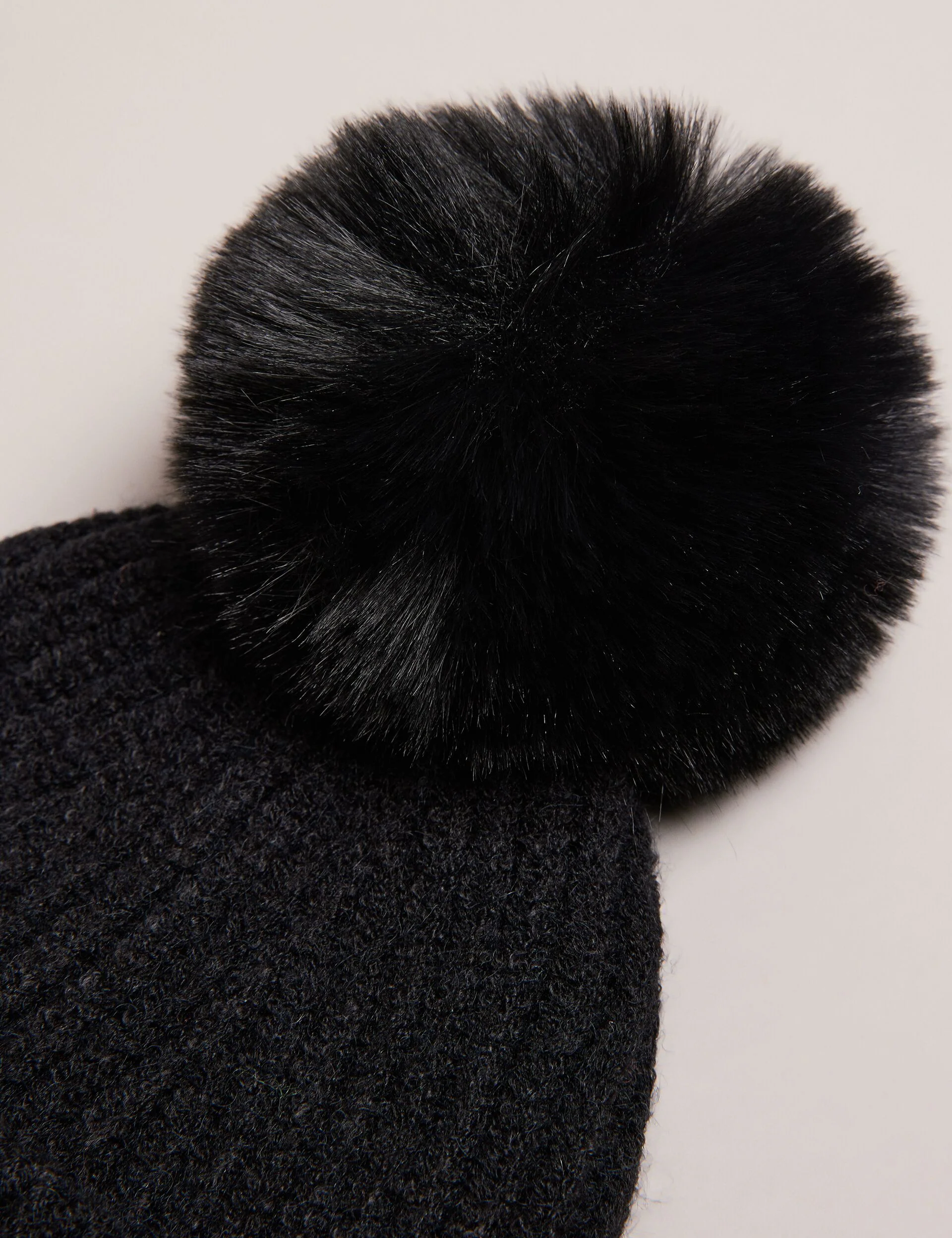 EMILYYS | BLACK - Image 4