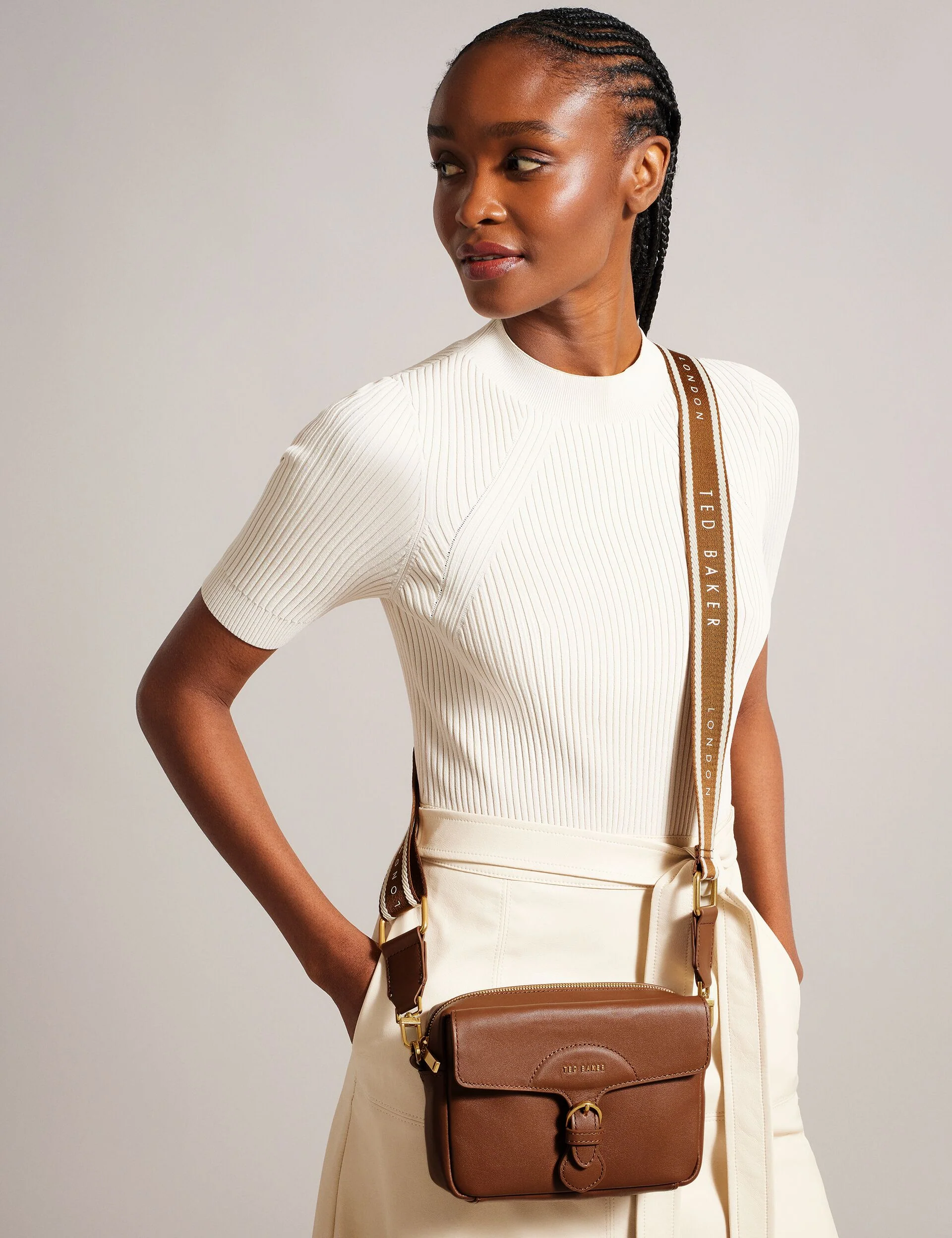 ESINIA | BROWN - Image 2