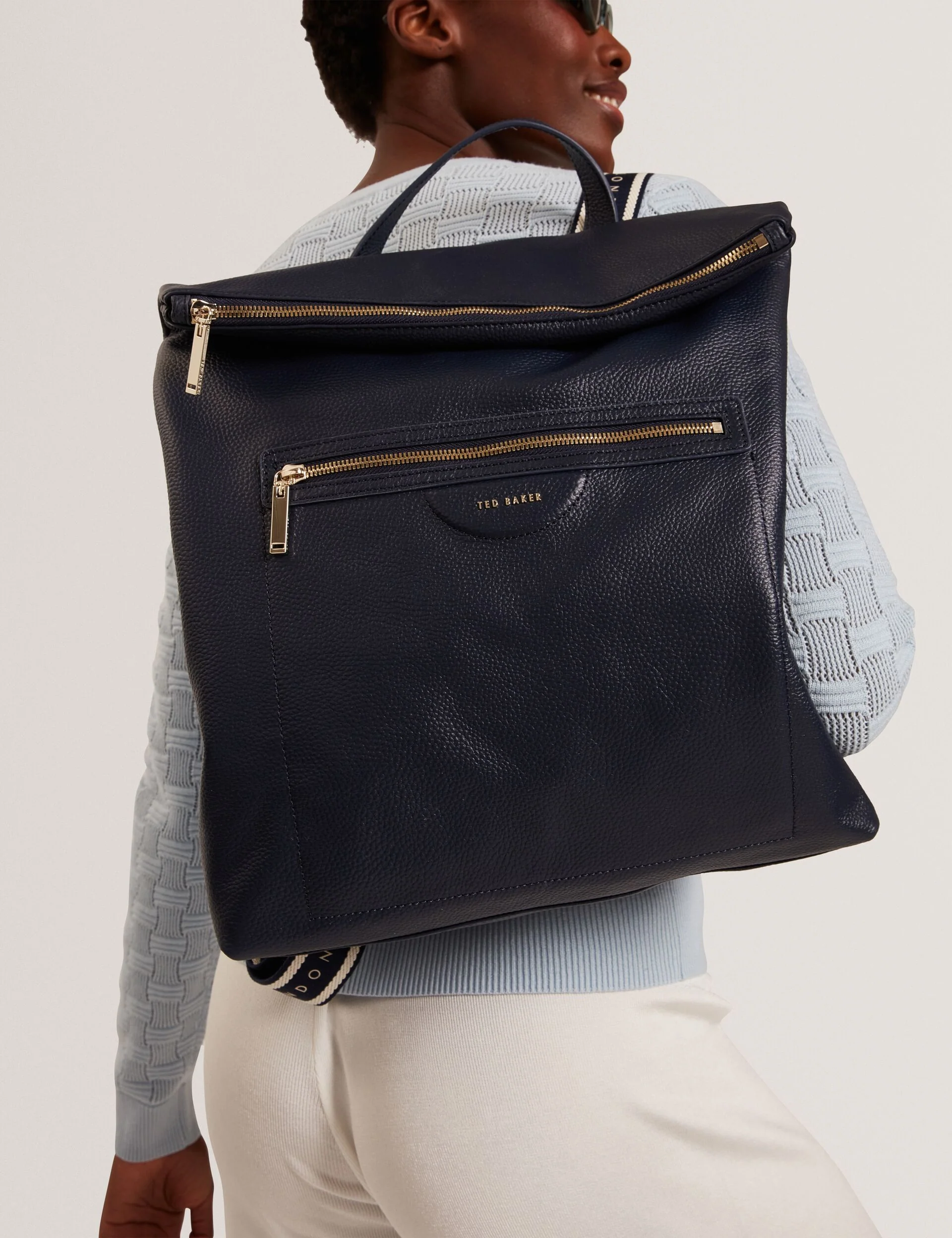 ESSAYA | NAVY - Image 2