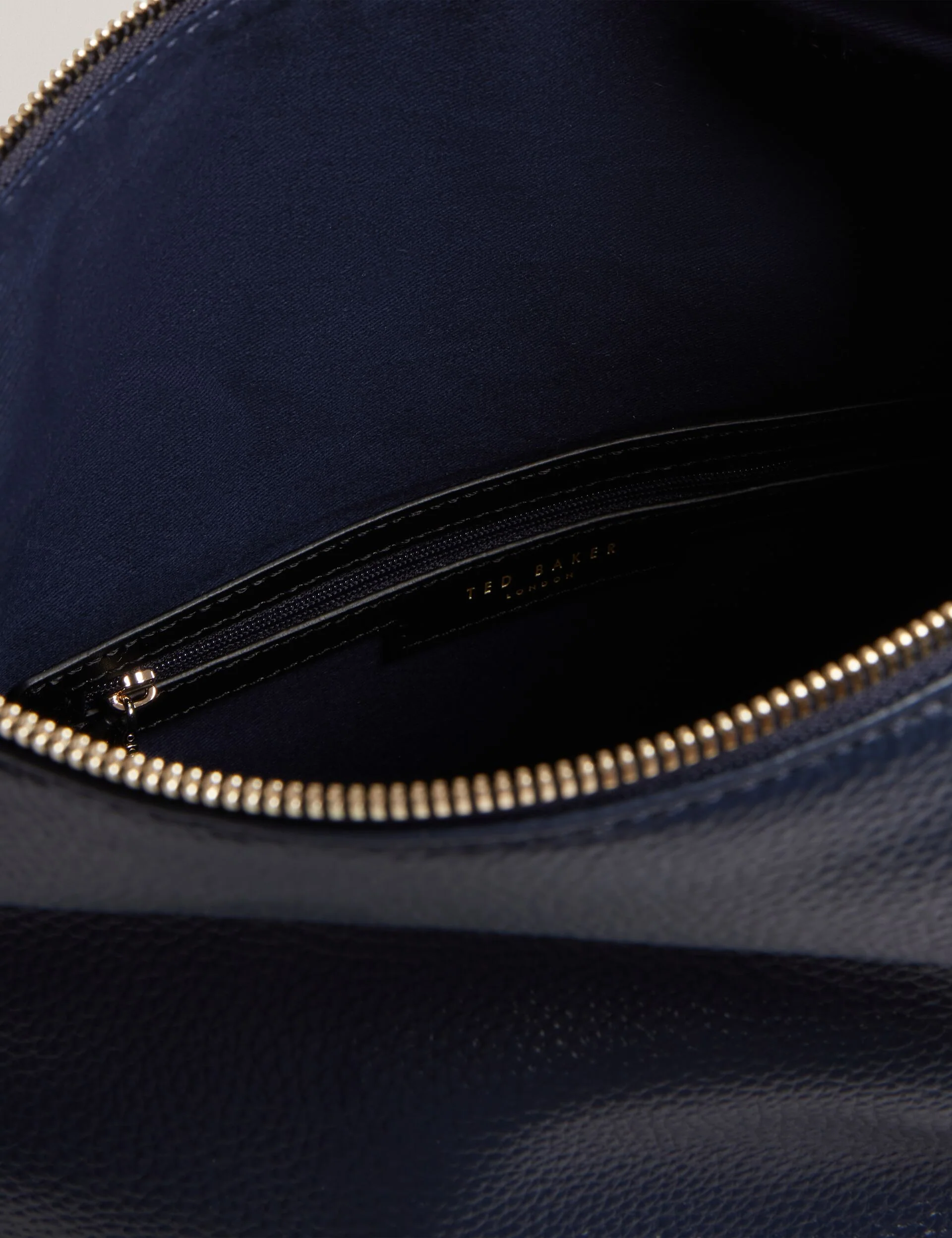 ESSAYA | NAVY - Image 5
