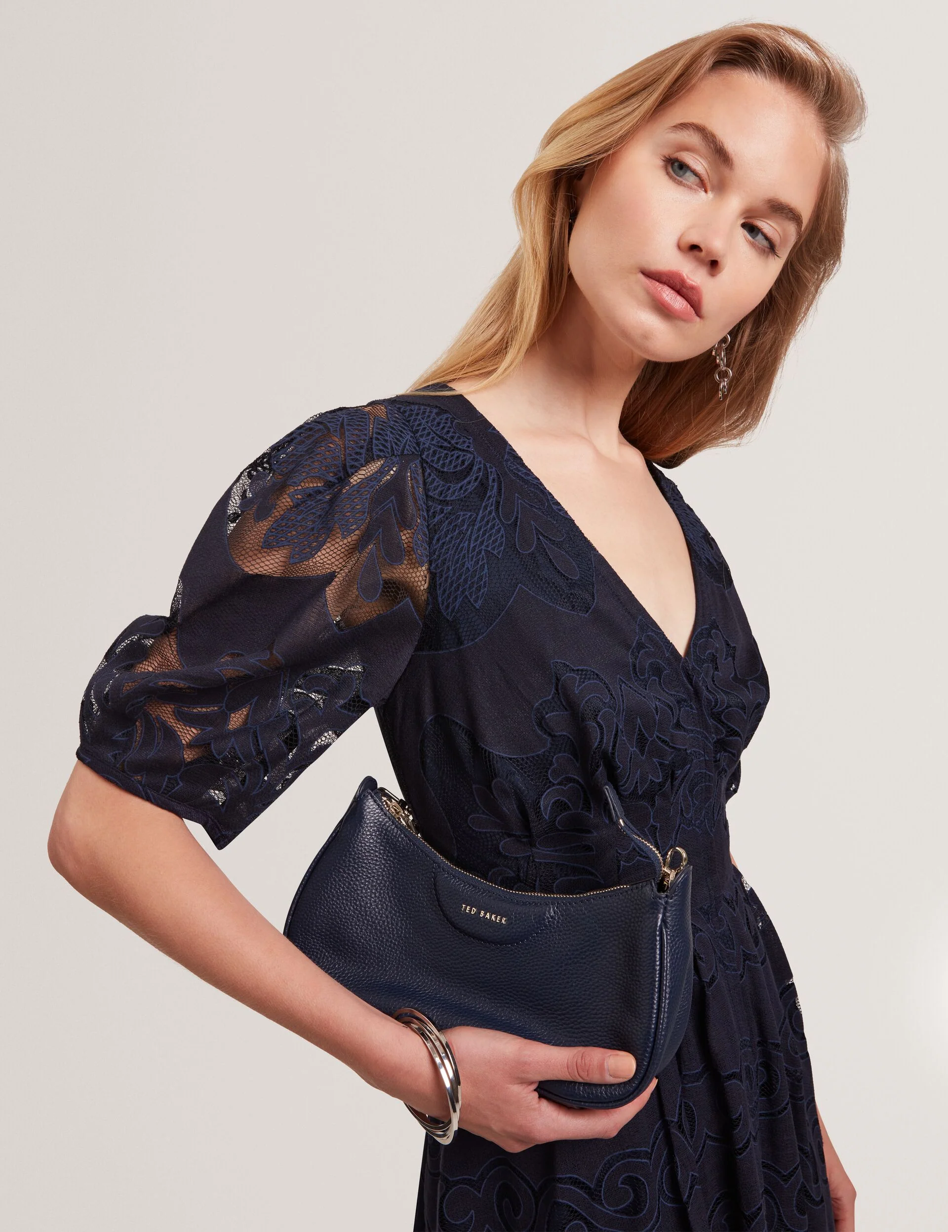 ESSIY | NAVY - Image 2