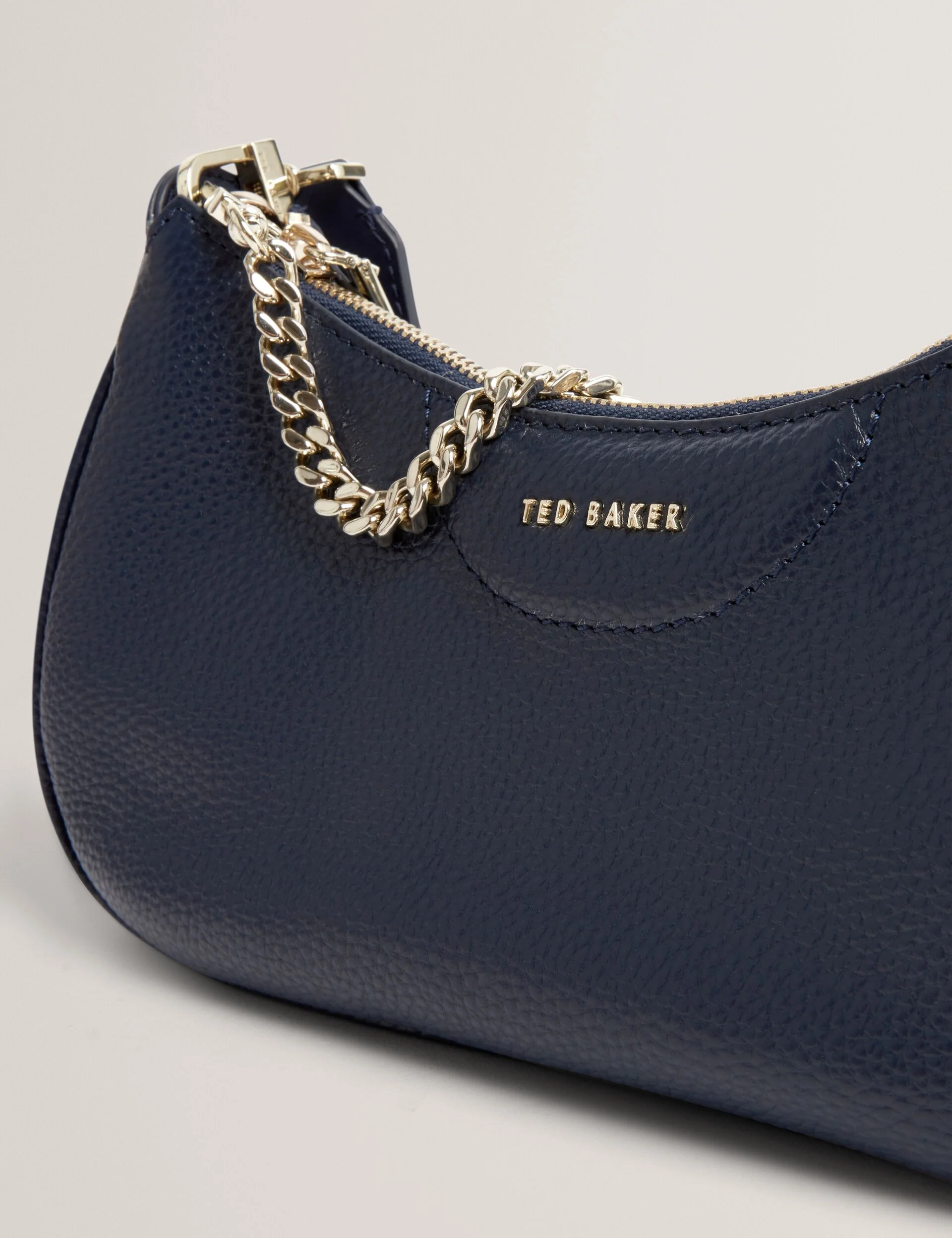 ESSIY | NAVY - Image 3