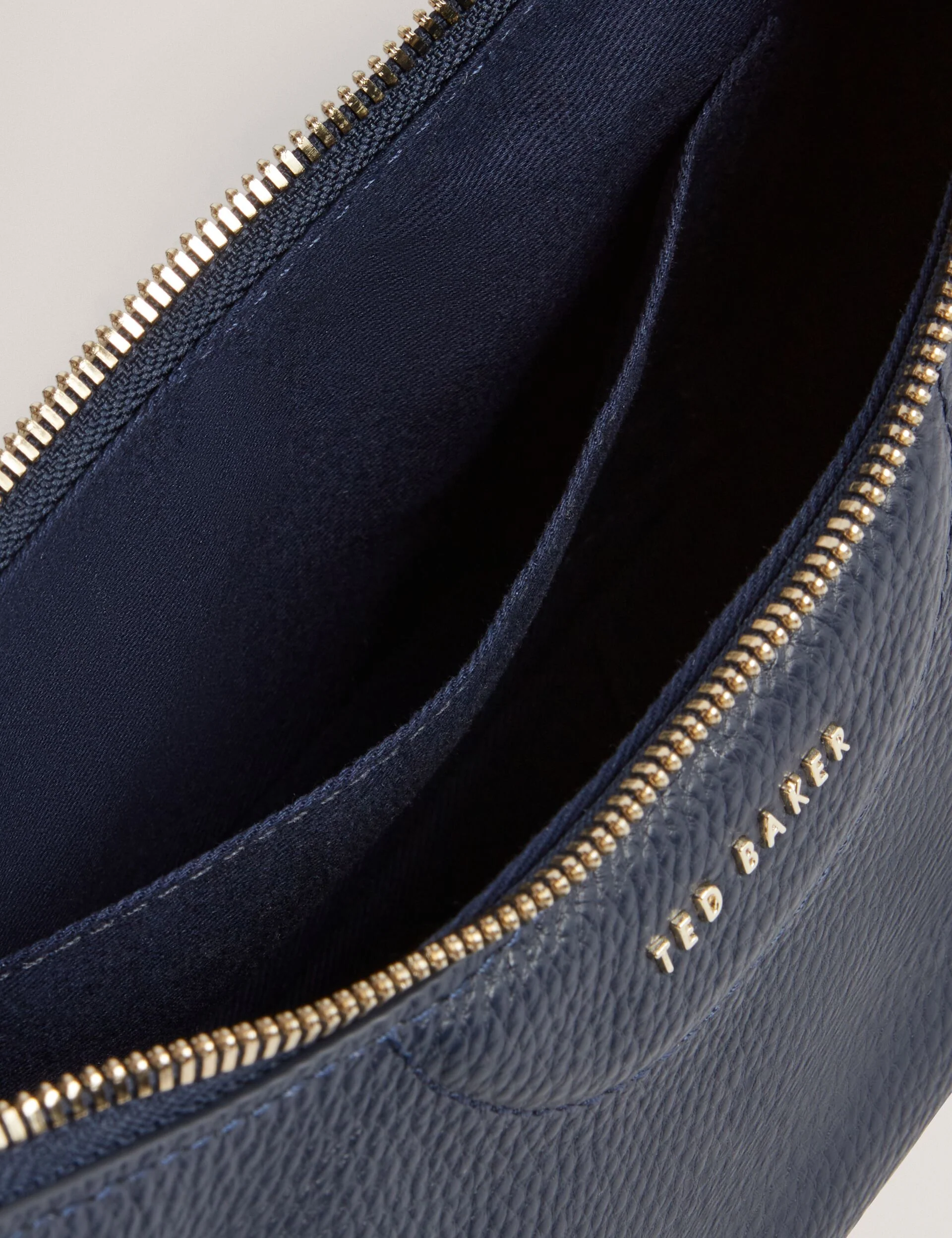ESSIY | NAVY - Image 5