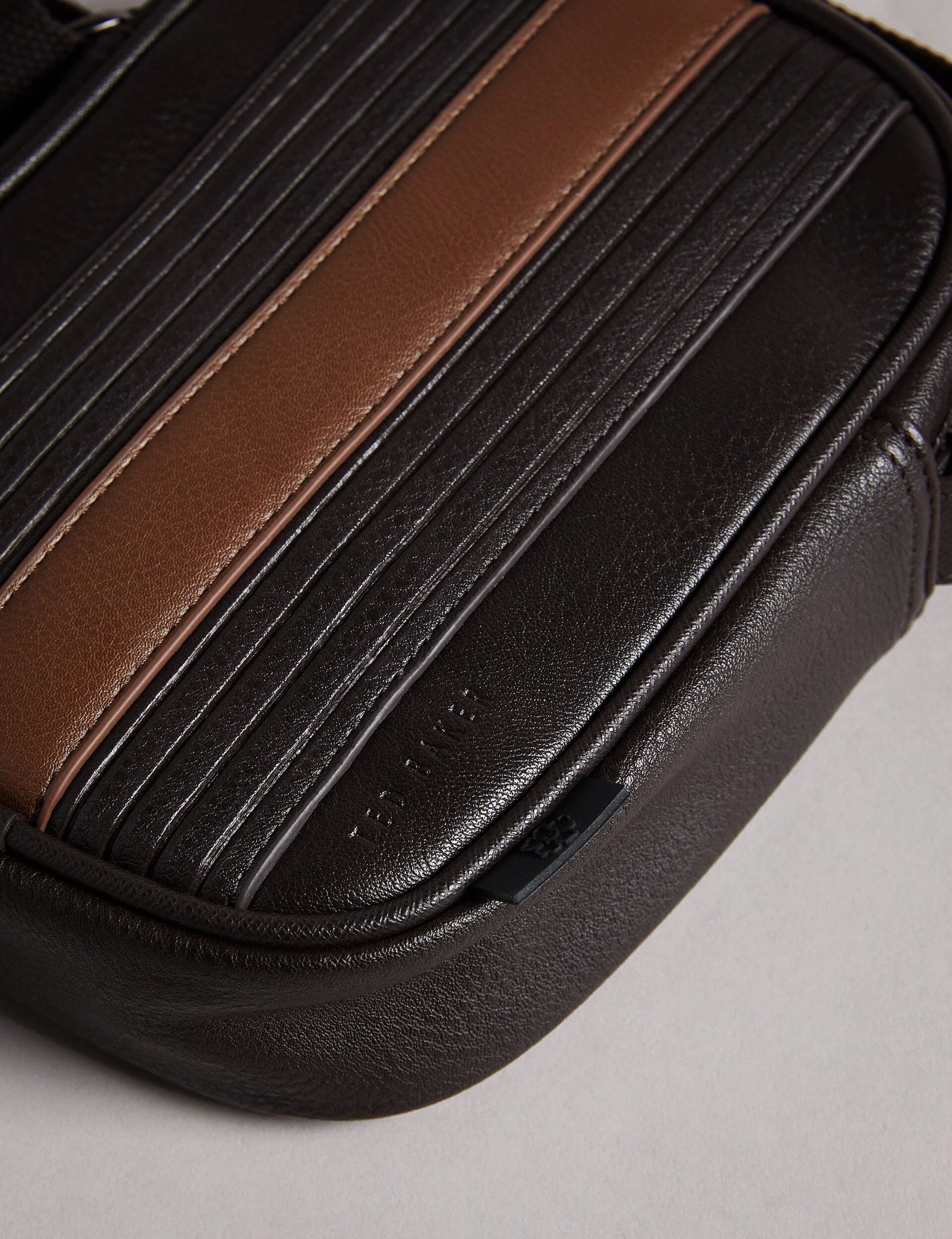 EVVER | CHOCOLATE - Image 3