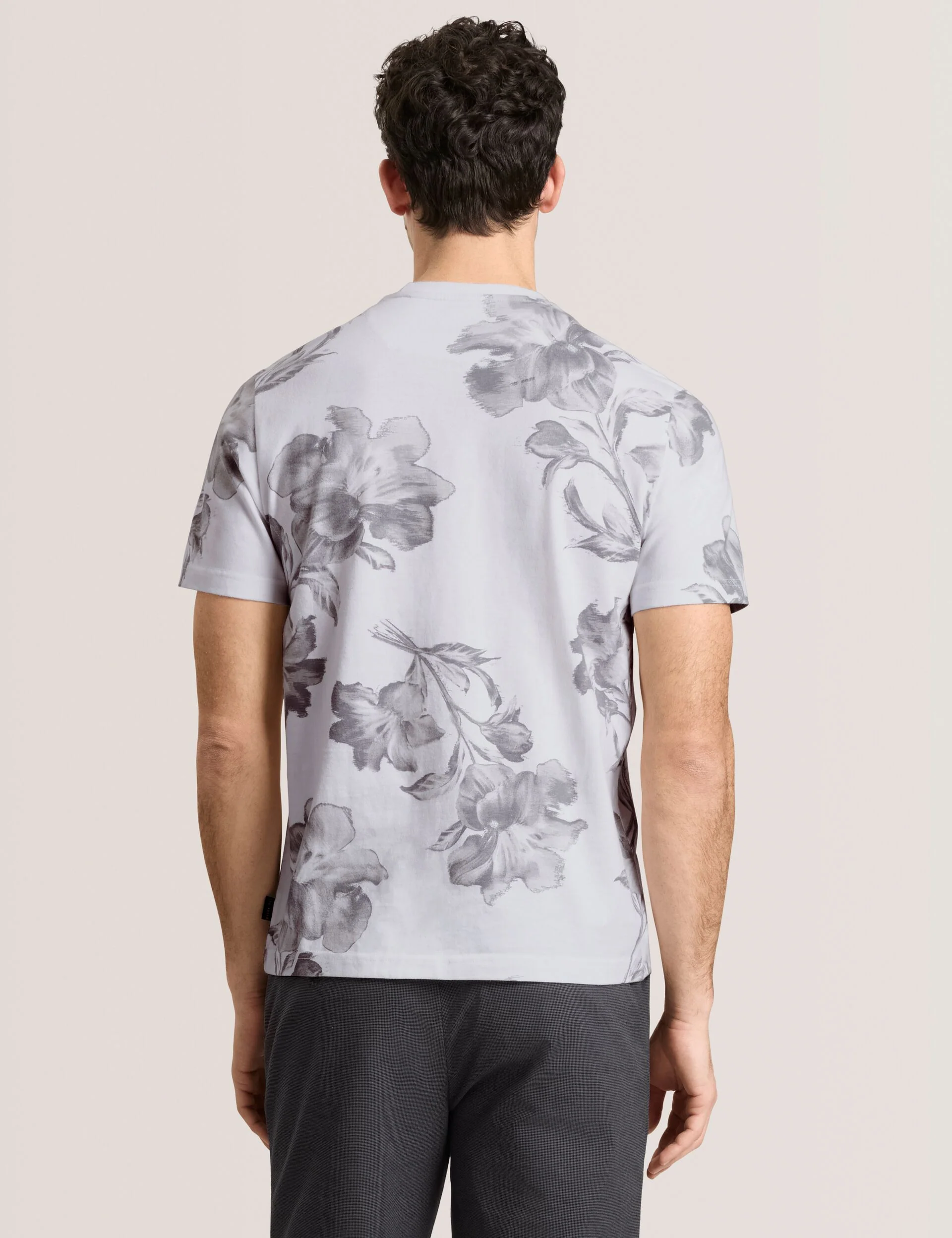 FLORAL GRAPHIC TEE | WHITE - Image 3