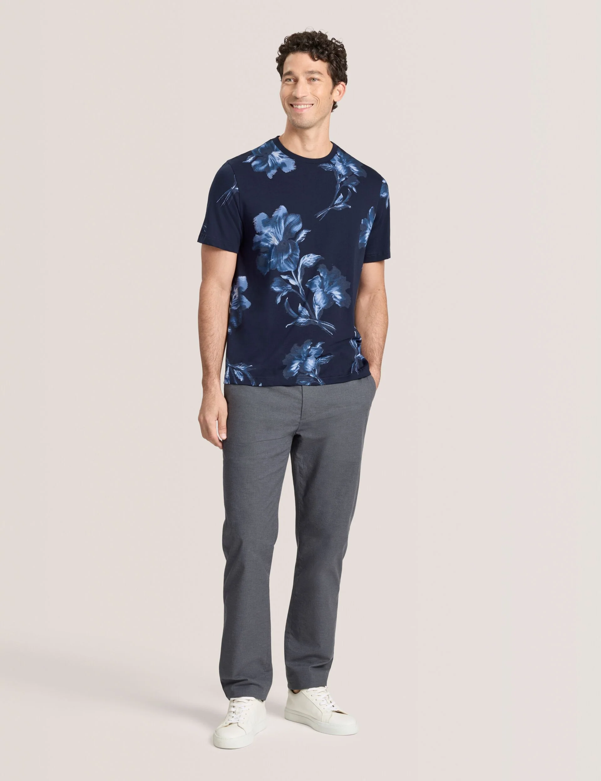 FLORAL GRAPHIC TEE | NAVY - Image 2
