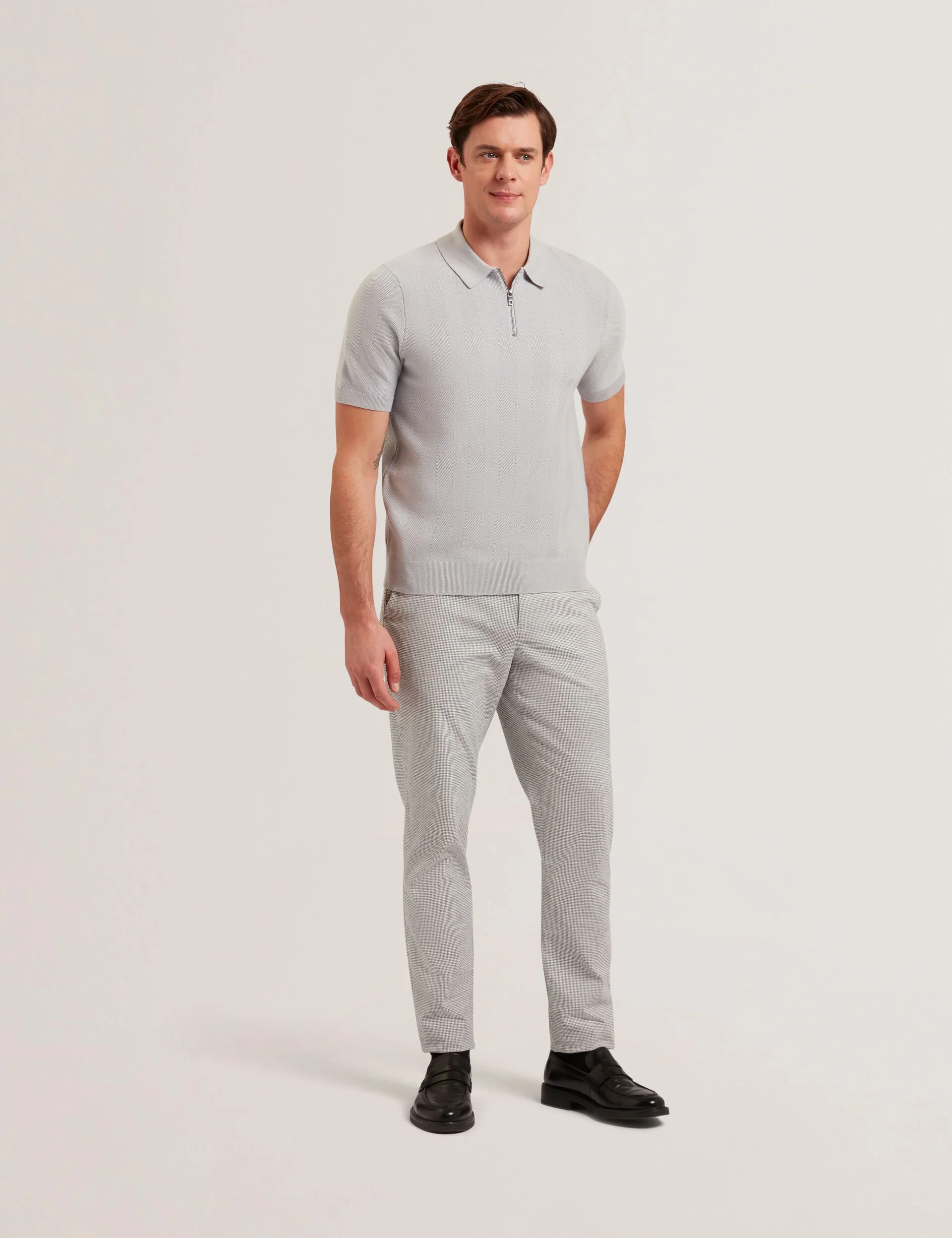 FOURD | GREY - Image 2