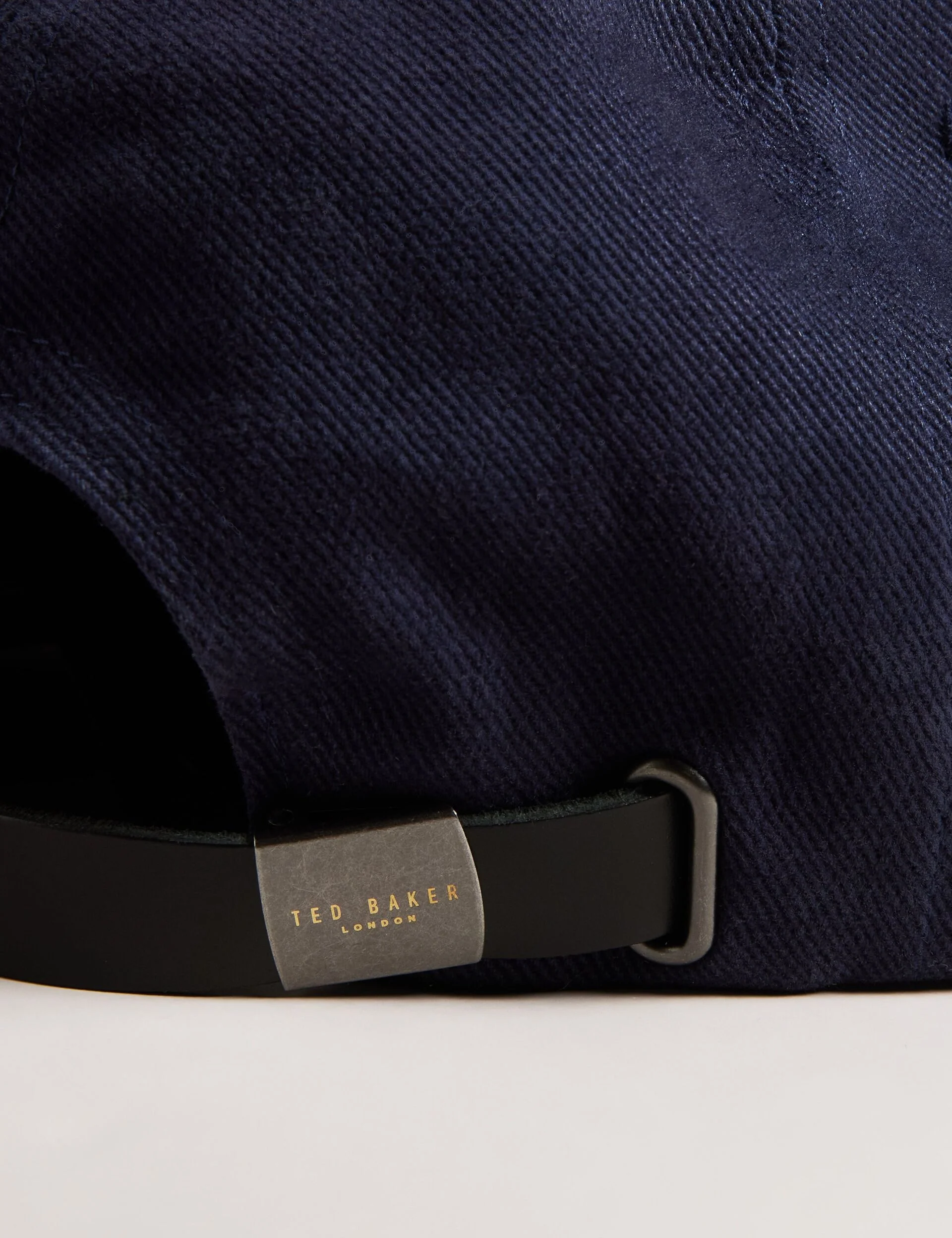 FRREDDI | NAVY - Image 4